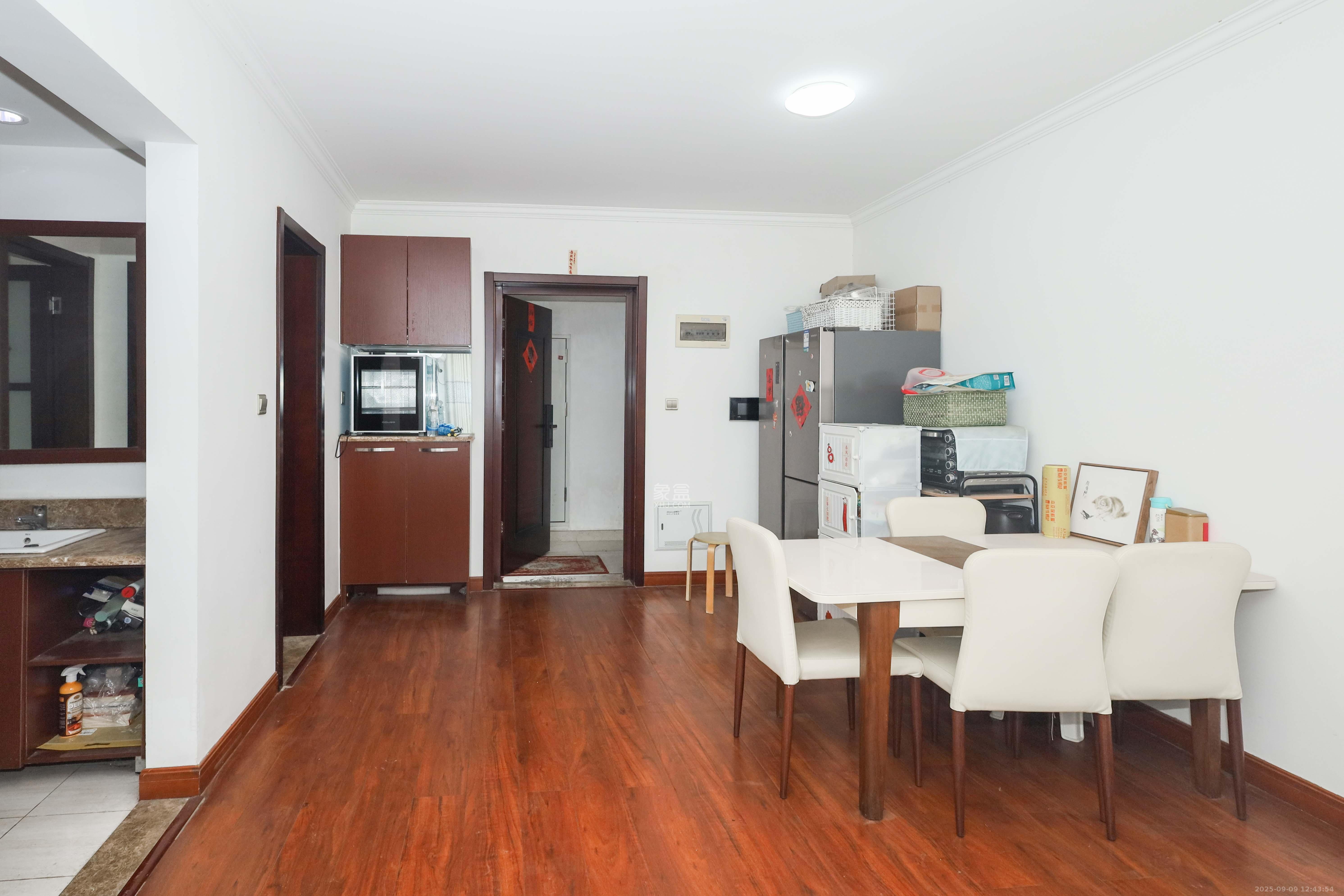 好莱城(弘德西街) 2室1厅1卫 70.0万 好莱城(弘德西街) 2室1厅1卫 70.0万其他