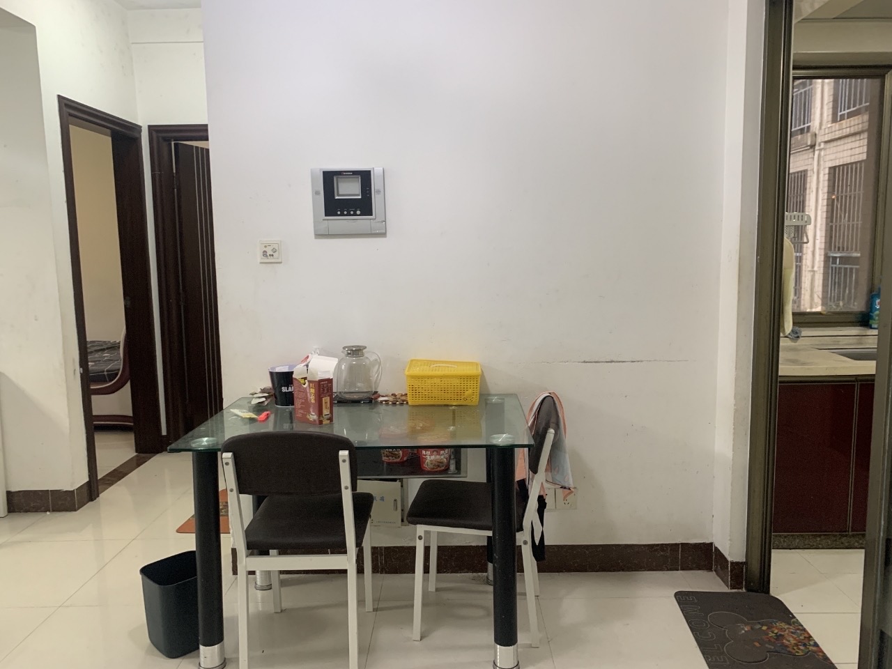 世代雅居  2室1厅1卫    2500.0元/月 世代雅居  2室1厅1卫    2500.0元/月室内图