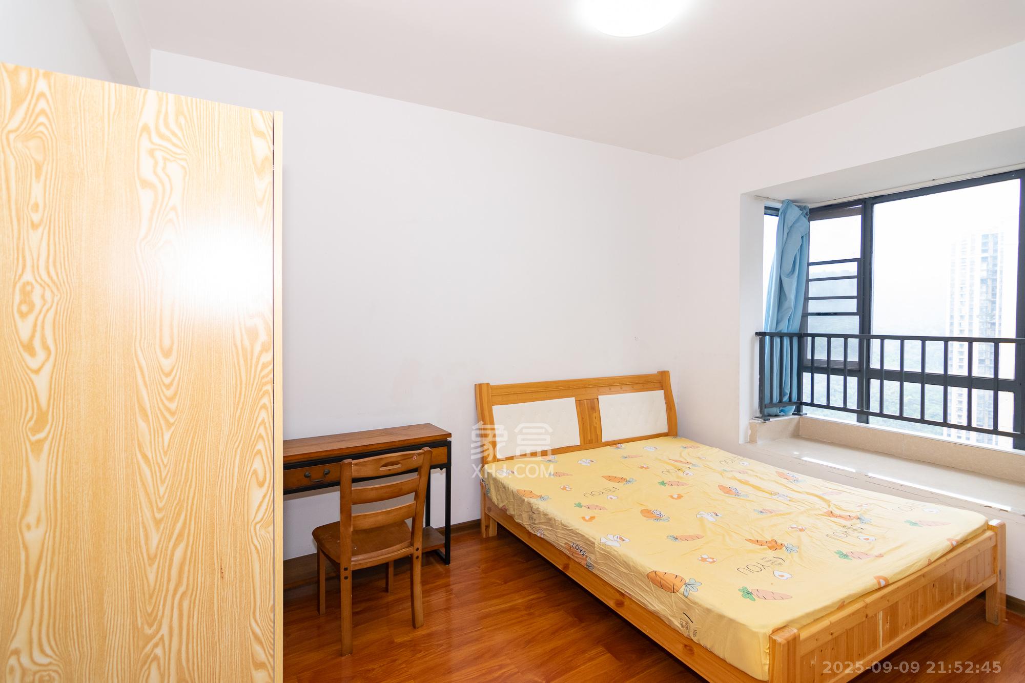 澳海月亮湾  3室2厅1卫    59.98万 澳海月亮湾  3室2厅1卫    59.98万卧室