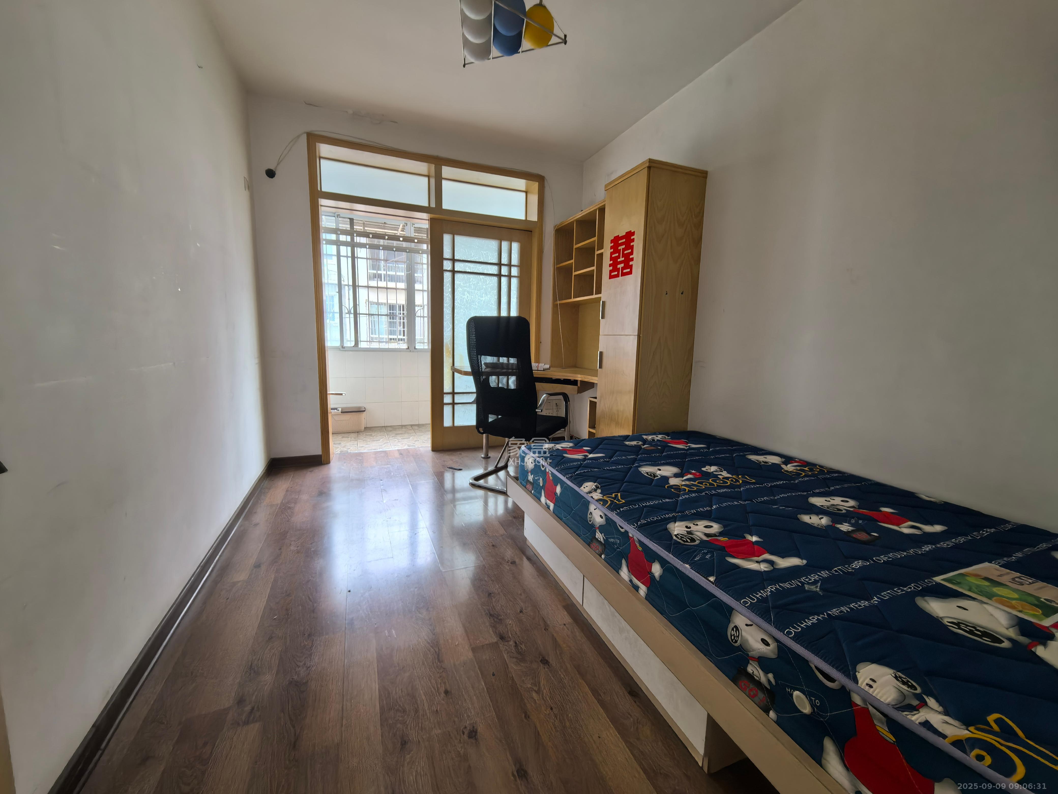 景湾小区（井湾小区）  2室2厅1卫    1500.0元/月室内图