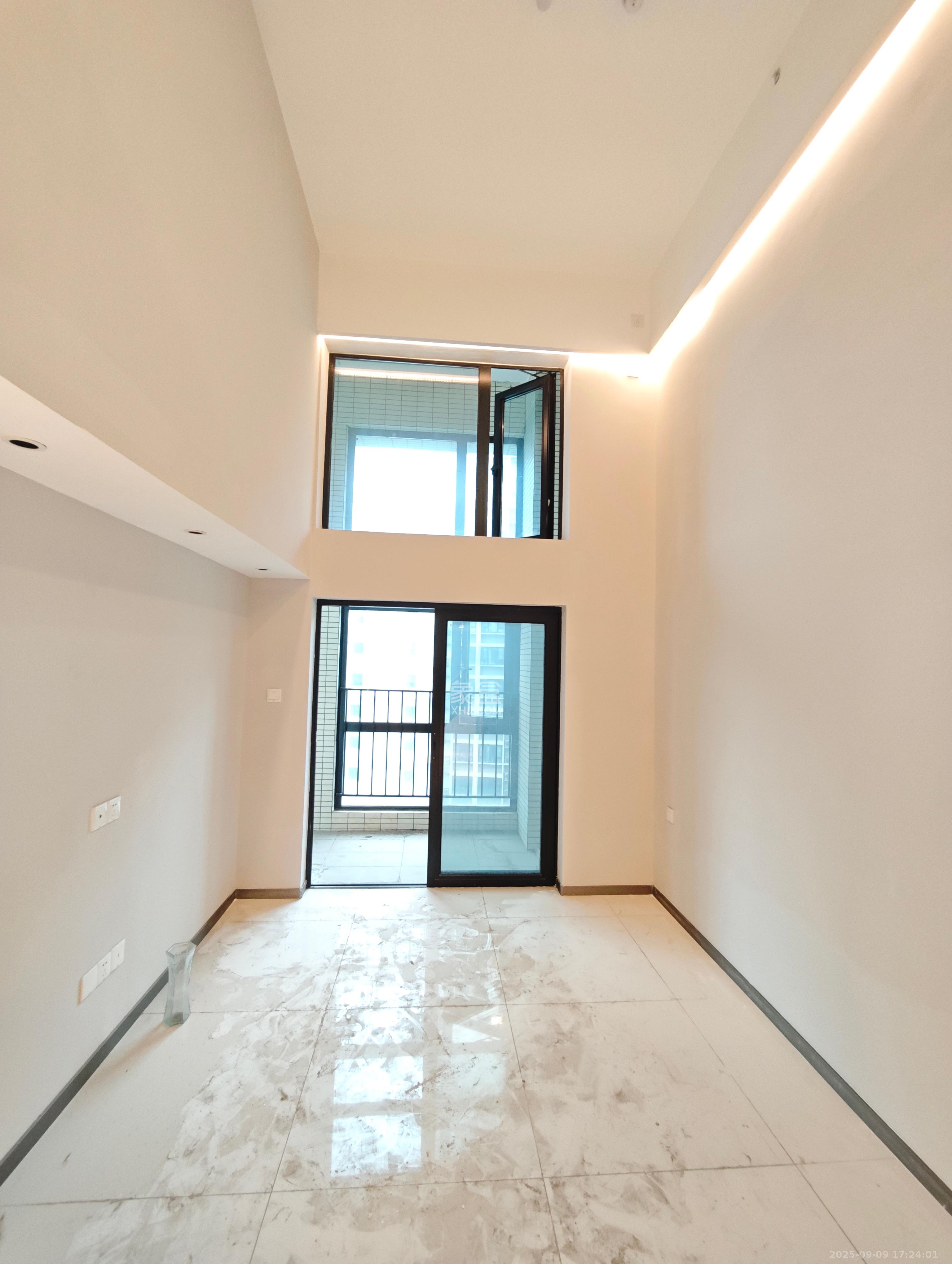 时代年华 3室2厅2卫 1600.0元/月 时代年华 3室2厅2卫 1600.0元/月室内图