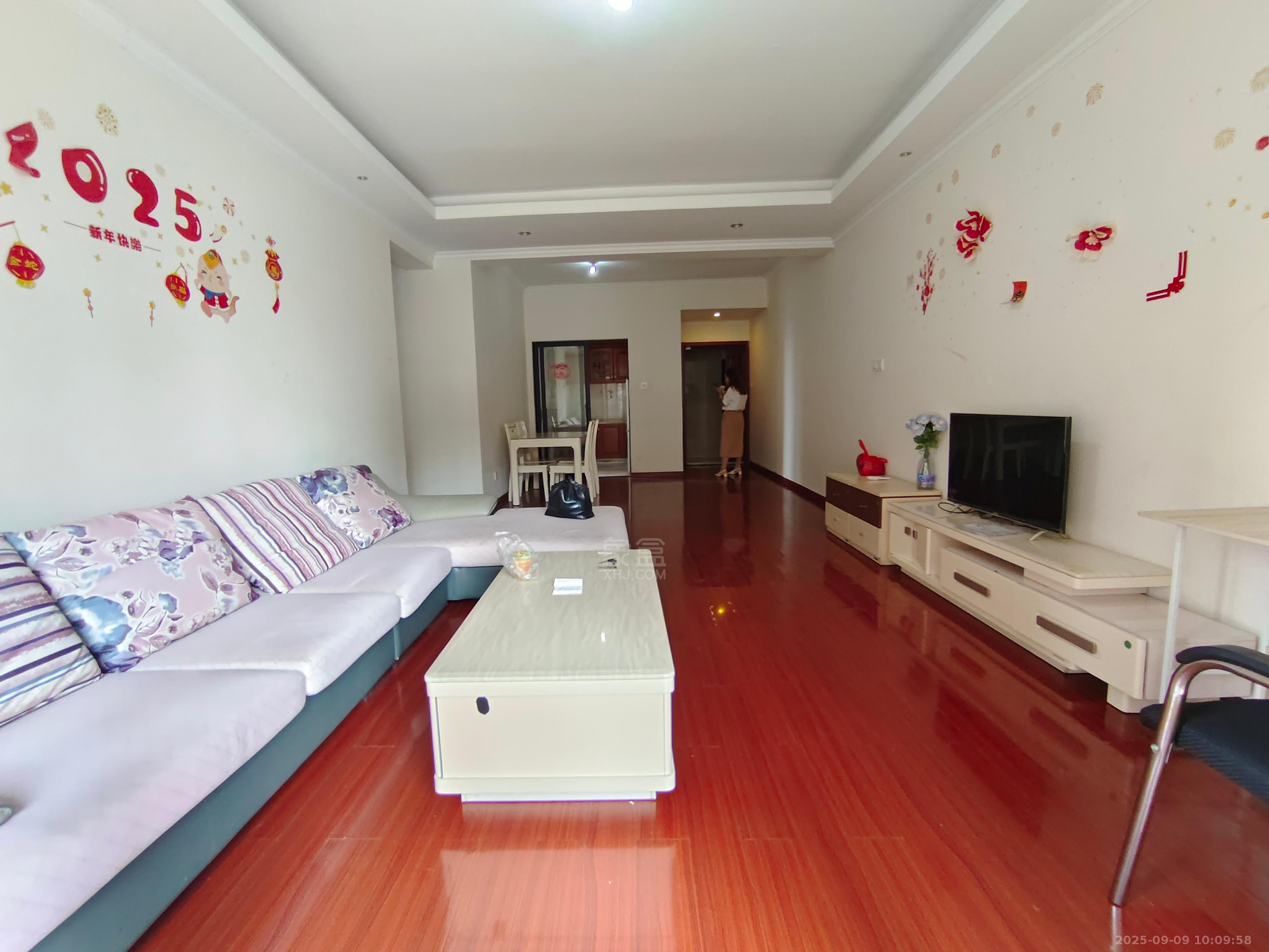 康桥美郡  1室1厅2卫    2000.0元/月室内图