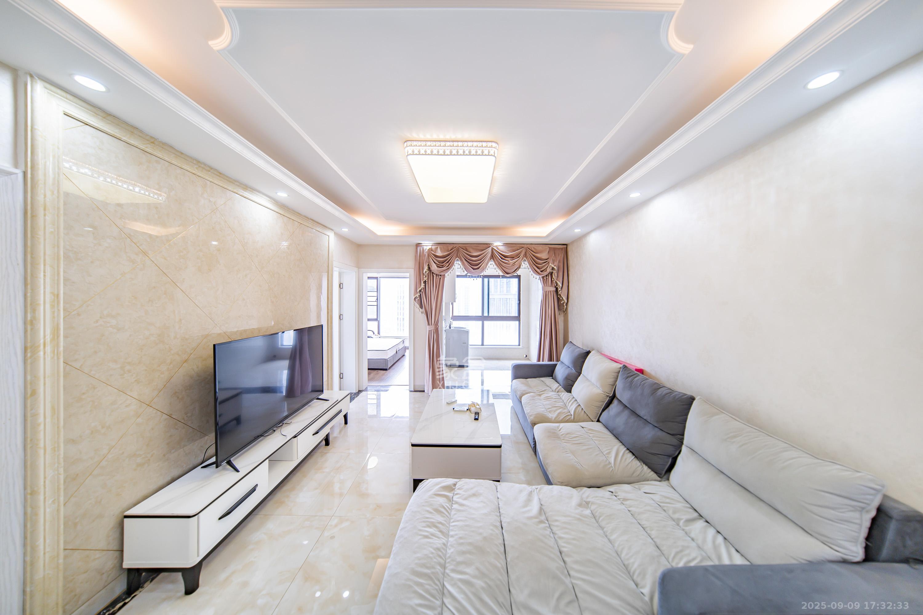 合能洋湖公馆  3室2厅2卫    88.0万 合能洋湖公馆  3室2厅2卫    88.0万