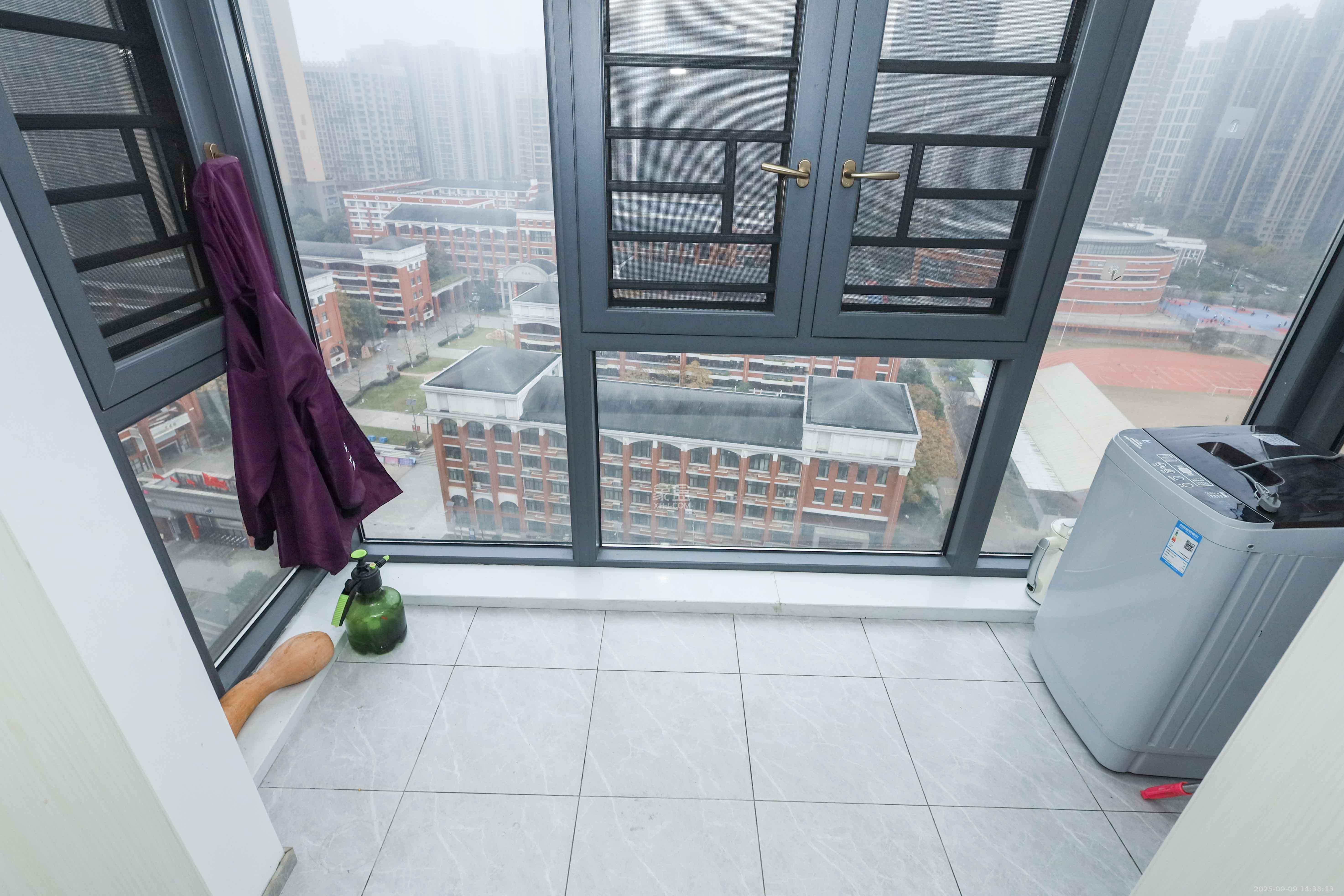 中国铁建梅溪青秀三期  4室2厅2卫    3600.0元/月室内图