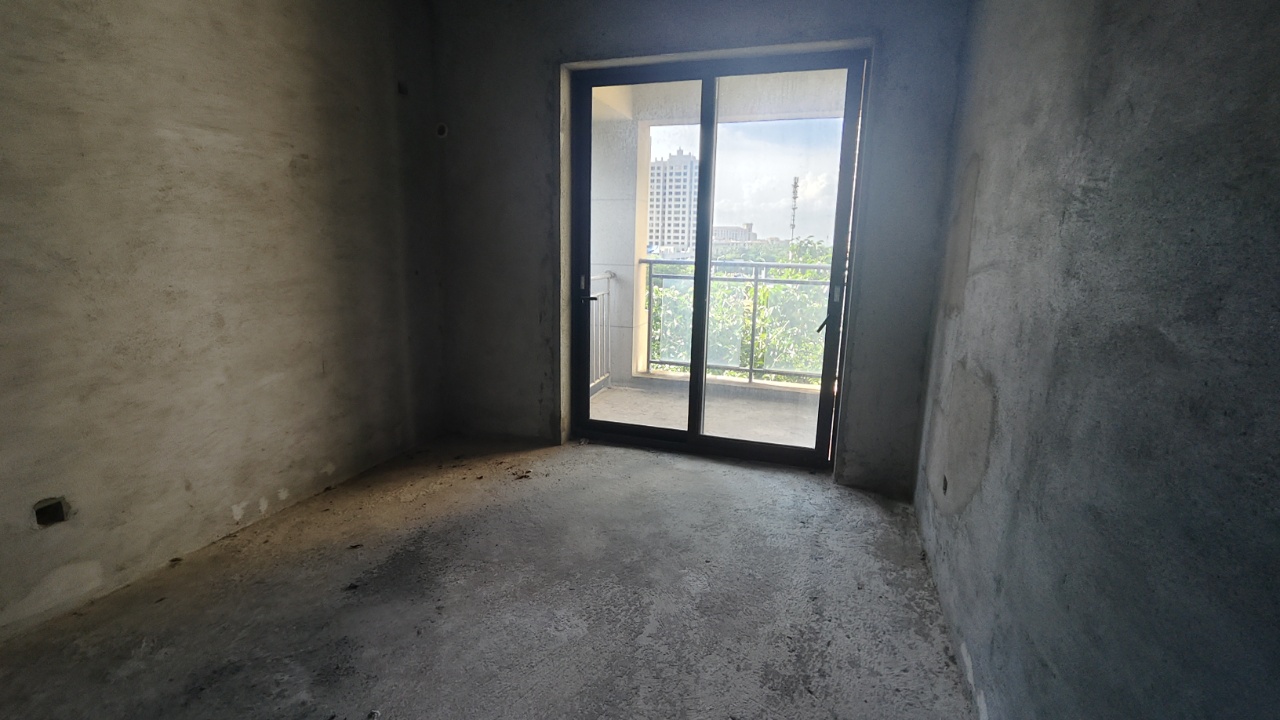 滨海新天地  3室2厅2卫    182.0万室内图