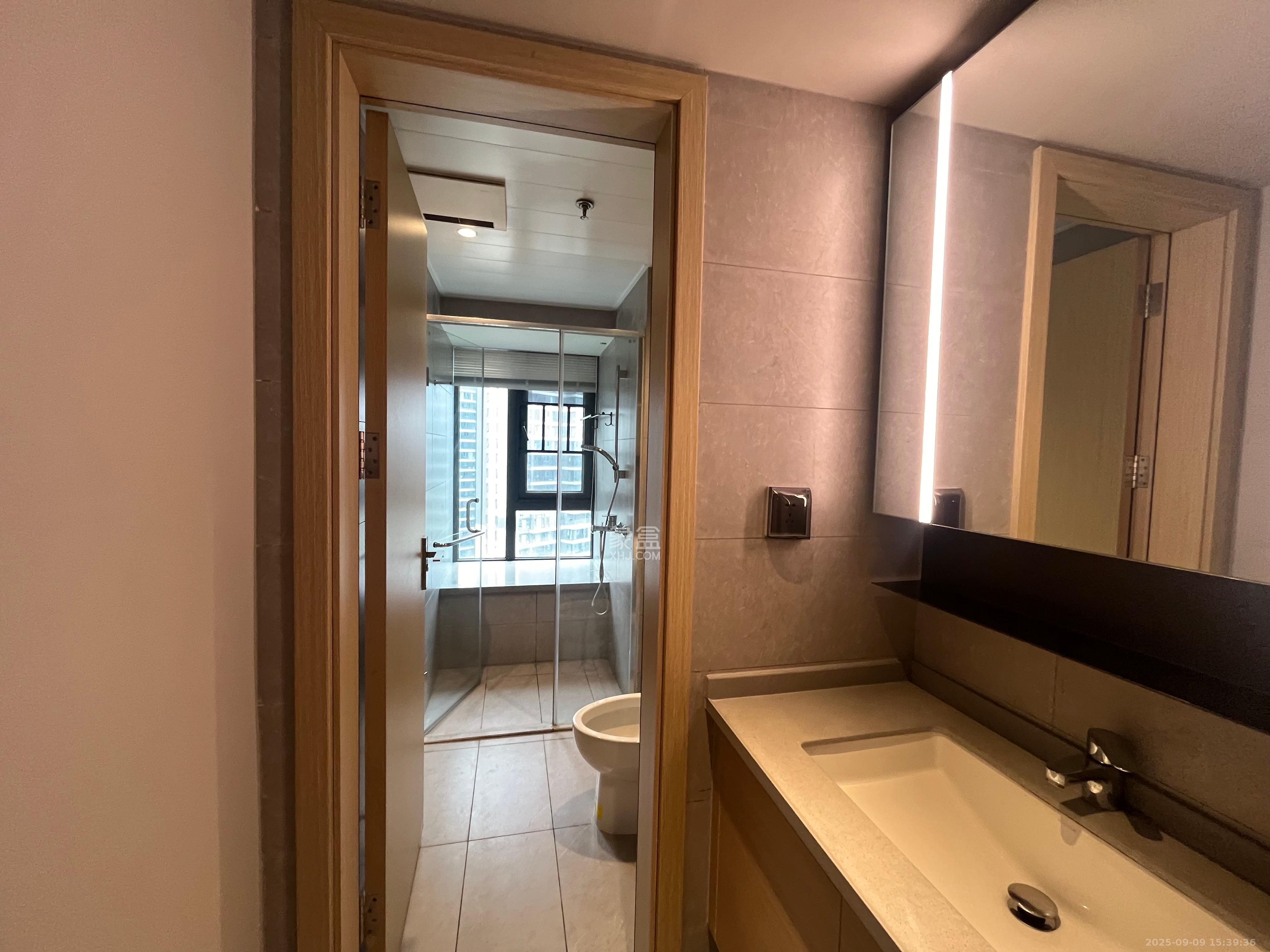 时代梅溪领峰 4室2厅2卫 3400.00元/月 时代梅溪领峰 4室2厅2卫 3400.00元/月室内图