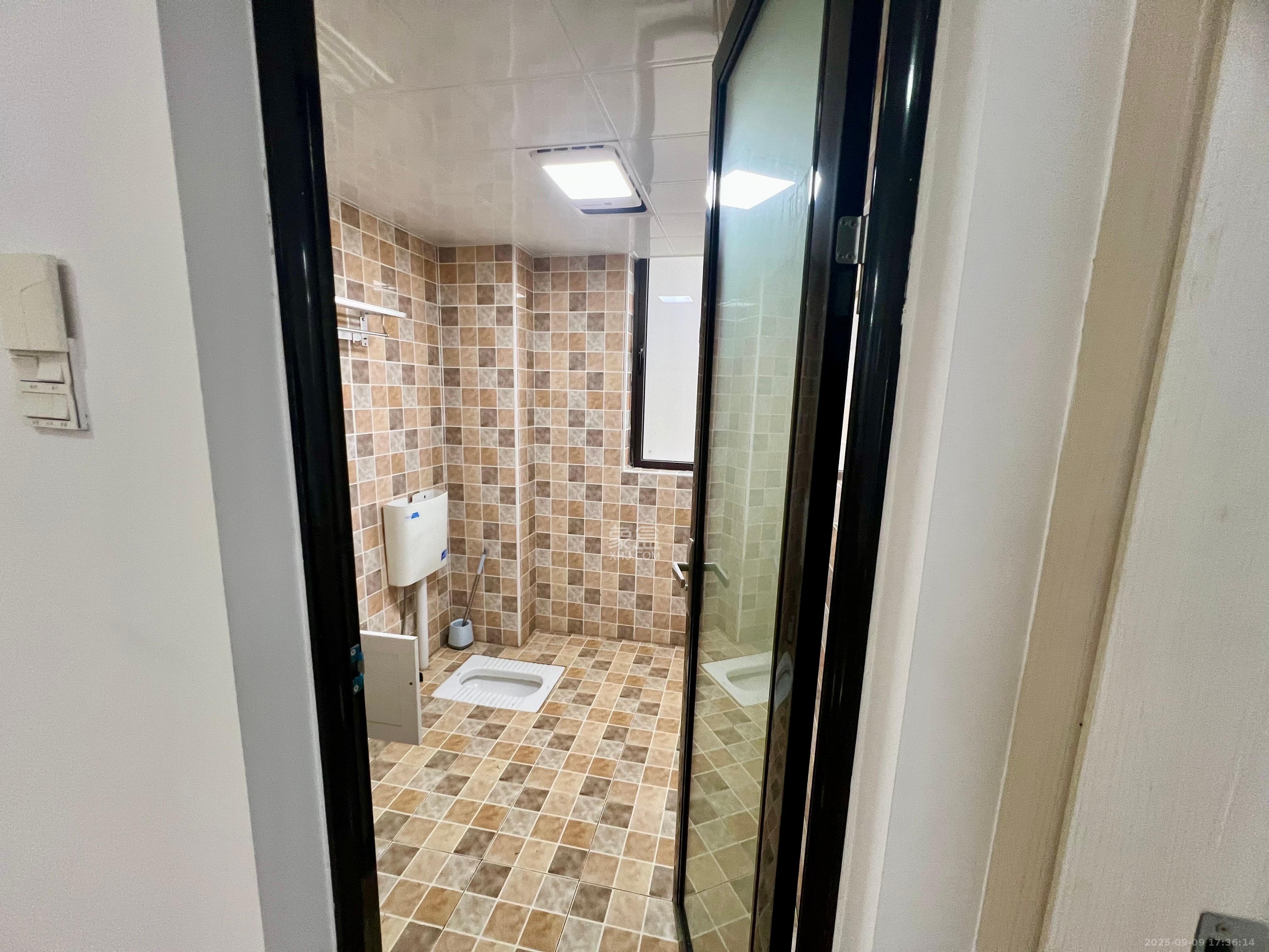 广悦星苑润园 2室2厅1卫 1900.0元/月 广悦星苑润园 2室2厅1卫 1900.0元/月室内图