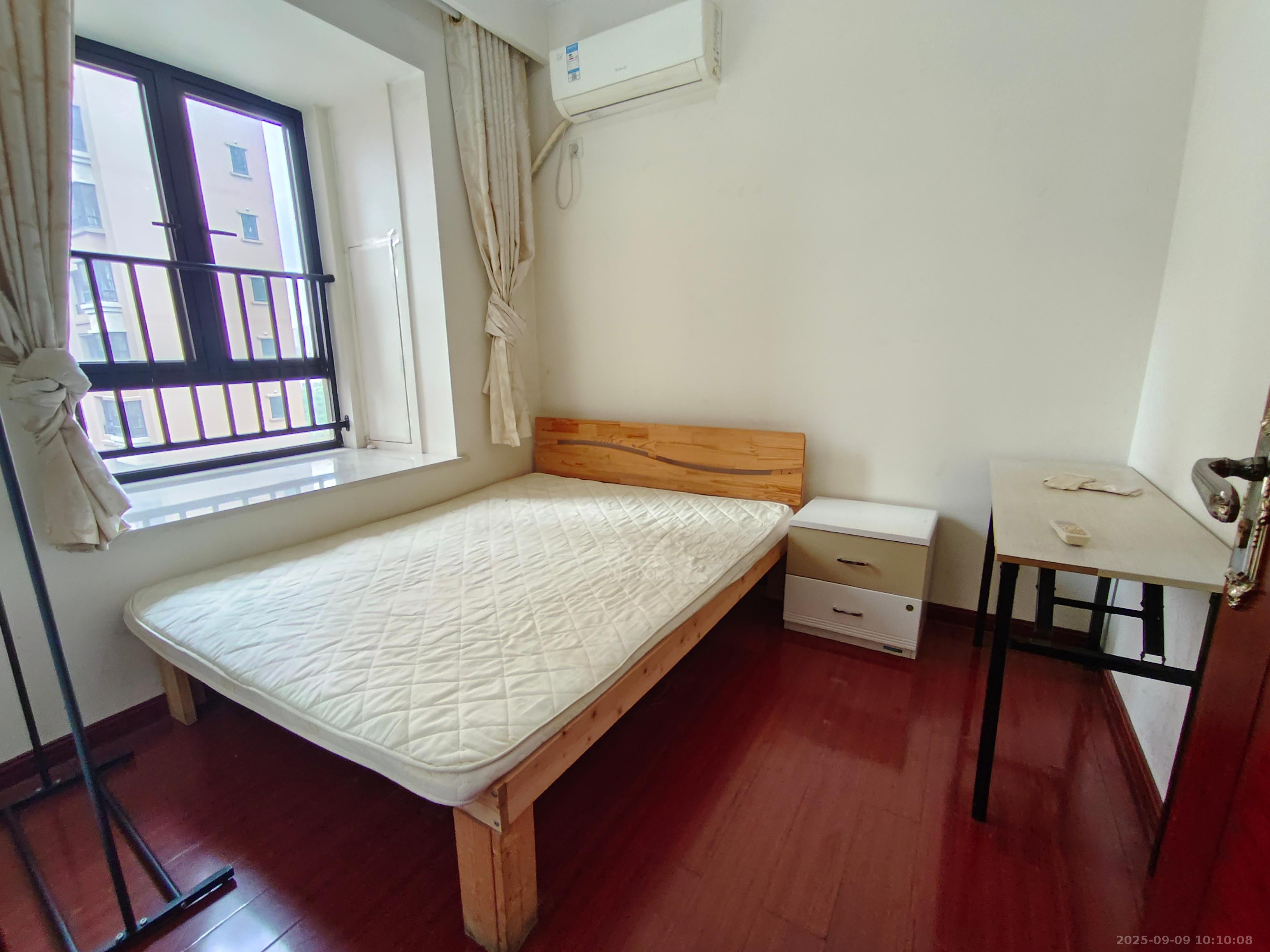 康桥美郡  1室1厅2卫    2000.0元/月室内图