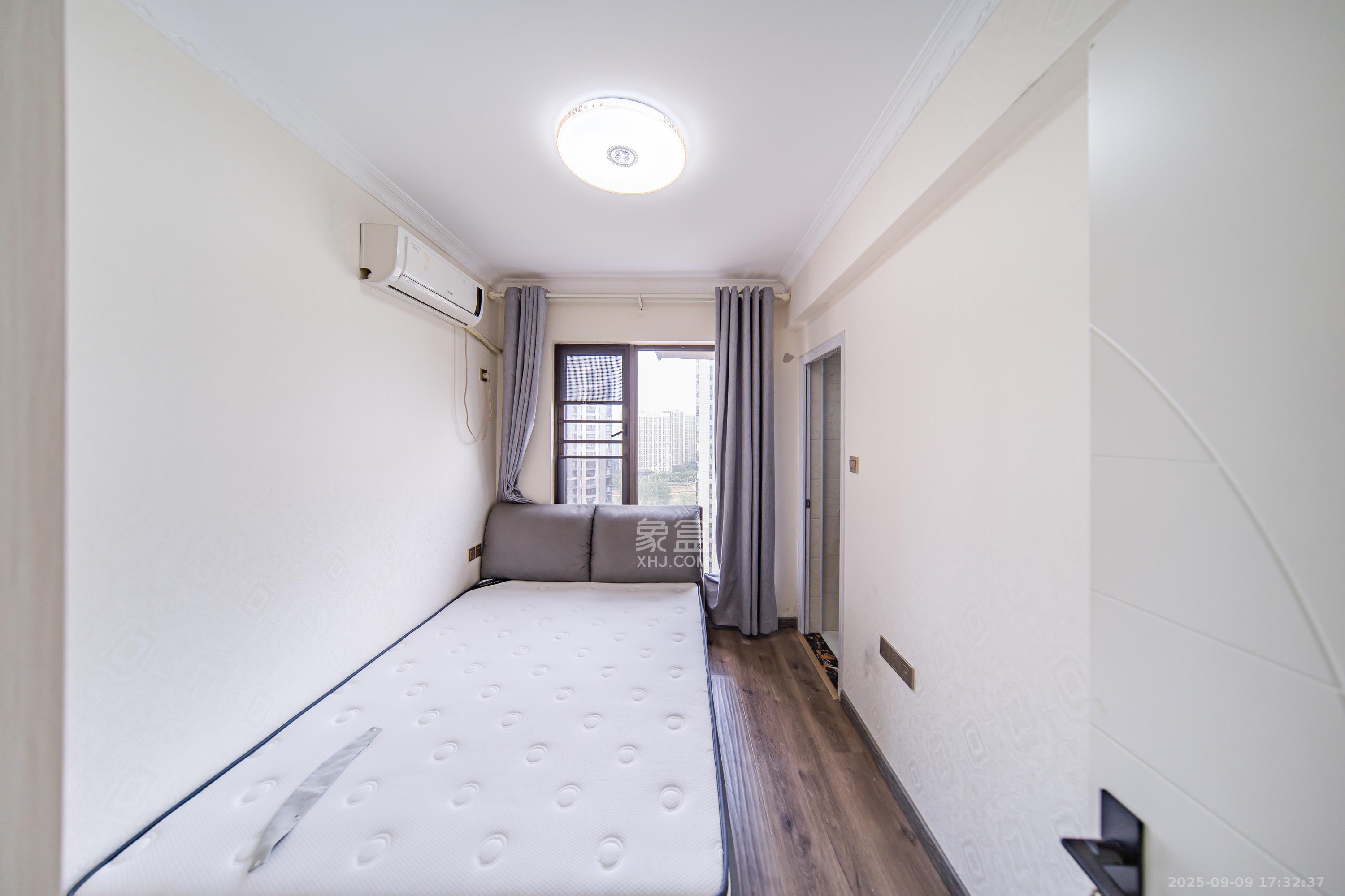 合能洋湖公馆  3室2厅2卫    88.0万 合能洋湖公馆  3室2厅2卫    88.0万卧室