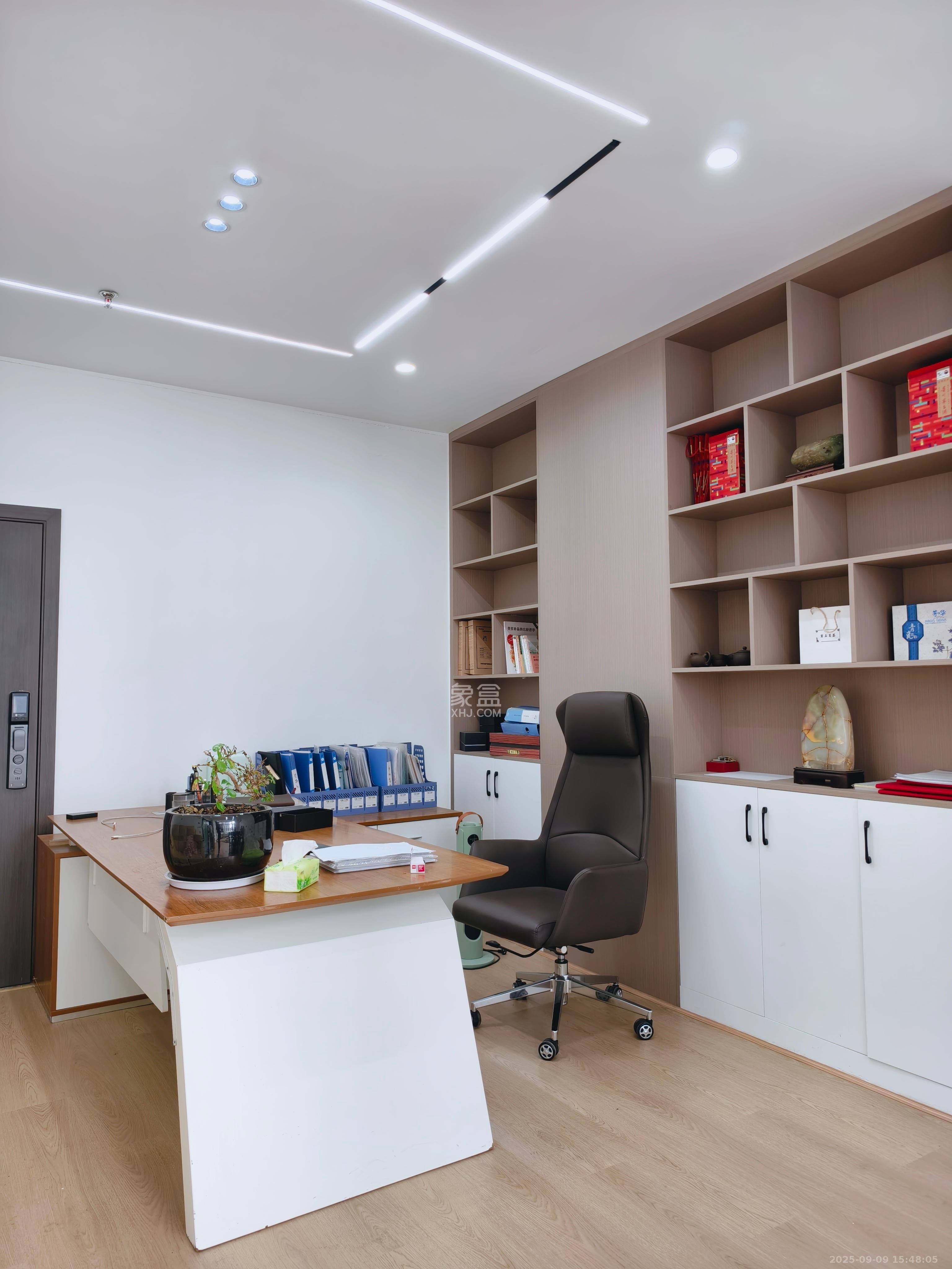 诺德滨江逸园(中铁逸园) 1室1厅1卫 3500.0元/月 诺德滨江逸园(中铁逸园) 1室1厅1卫 3500.0元/月室内图