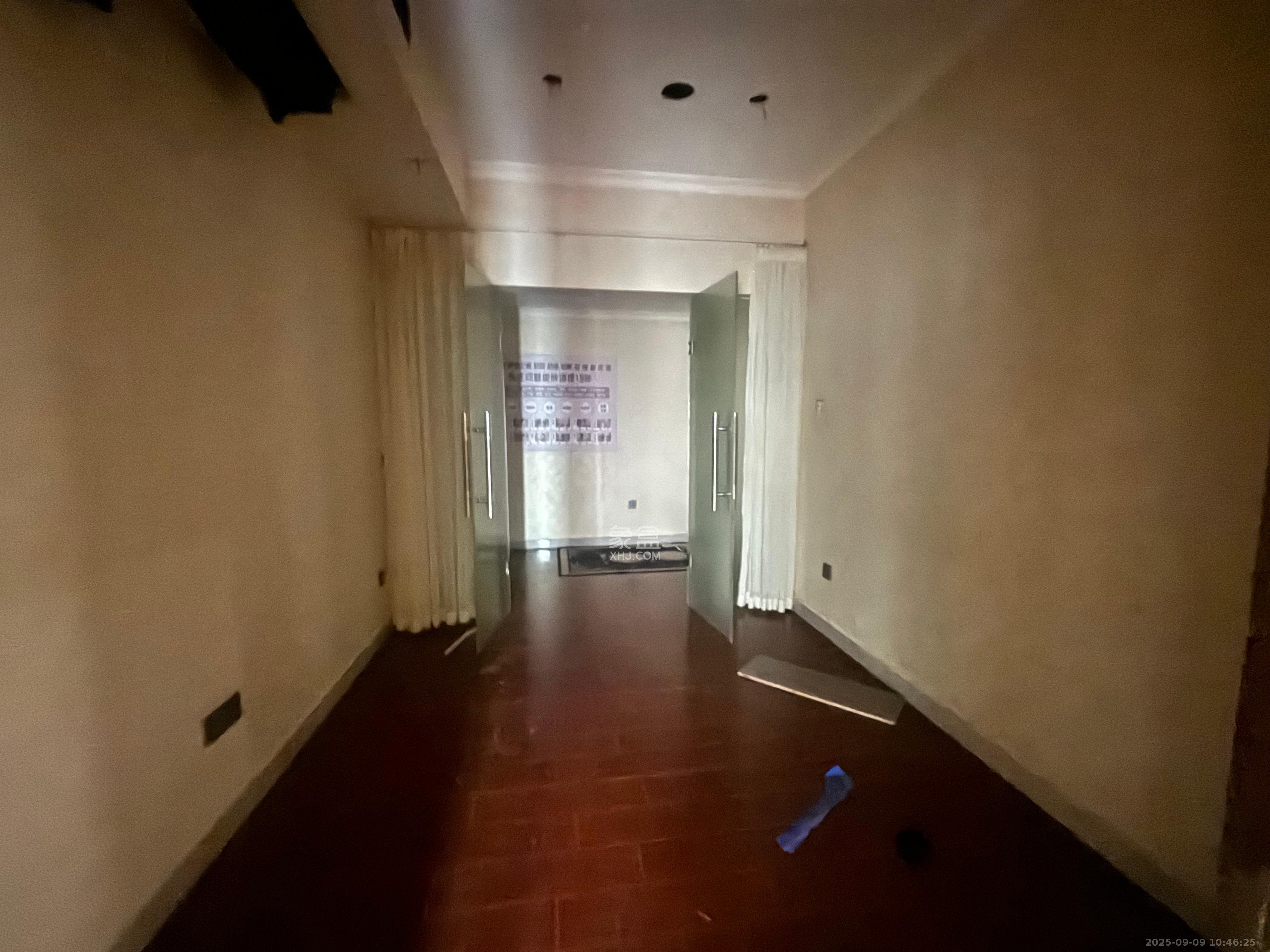 旭辉御府   240.0㎡      10800.0元/月室内图