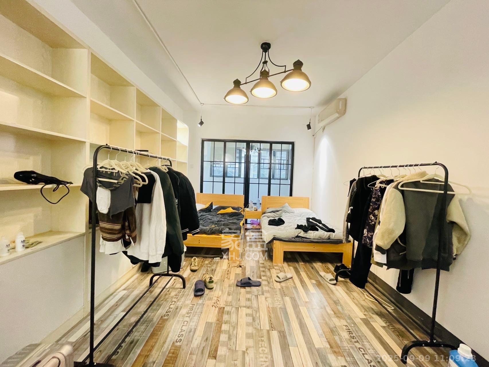 归心苑 7室3厅4卫 12800.0元/月 归心苑 7室3厅4卫 12800.0元/月室内图