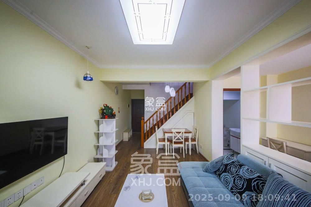 湘府东苑 2室2厅1卫 2700.0元/月 湘府东苑 2室2厅1卫 2700.0元/月室内图