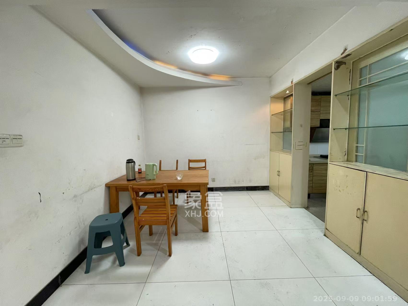 马王堆商贸城 3室2厅2卫 2000.0元/月 马王堆商贸城 3室2厅2卫 2000.0元/月室内图