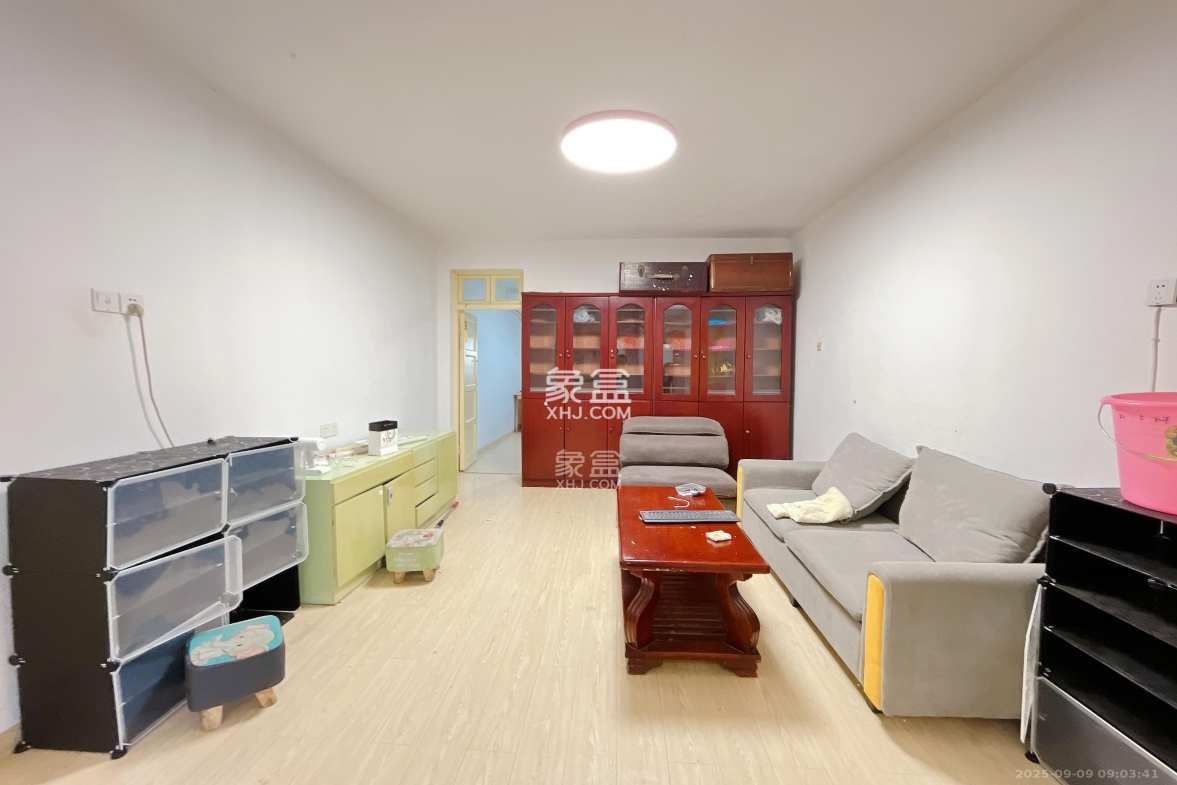 隆华金属宿舍 2室1厅1卫 2500.0元/月 隆华金属宿舍 2室1厅1卫 2500.0元/月室内图