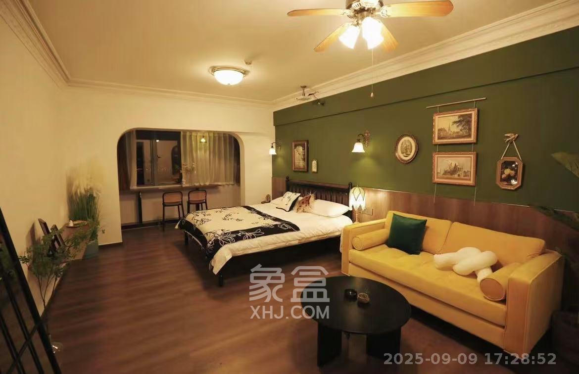 保利国际广场 1室1厅1卫 2300.0元/月 保利国际广场 1室1厅1卫 2300.0元/月室内图