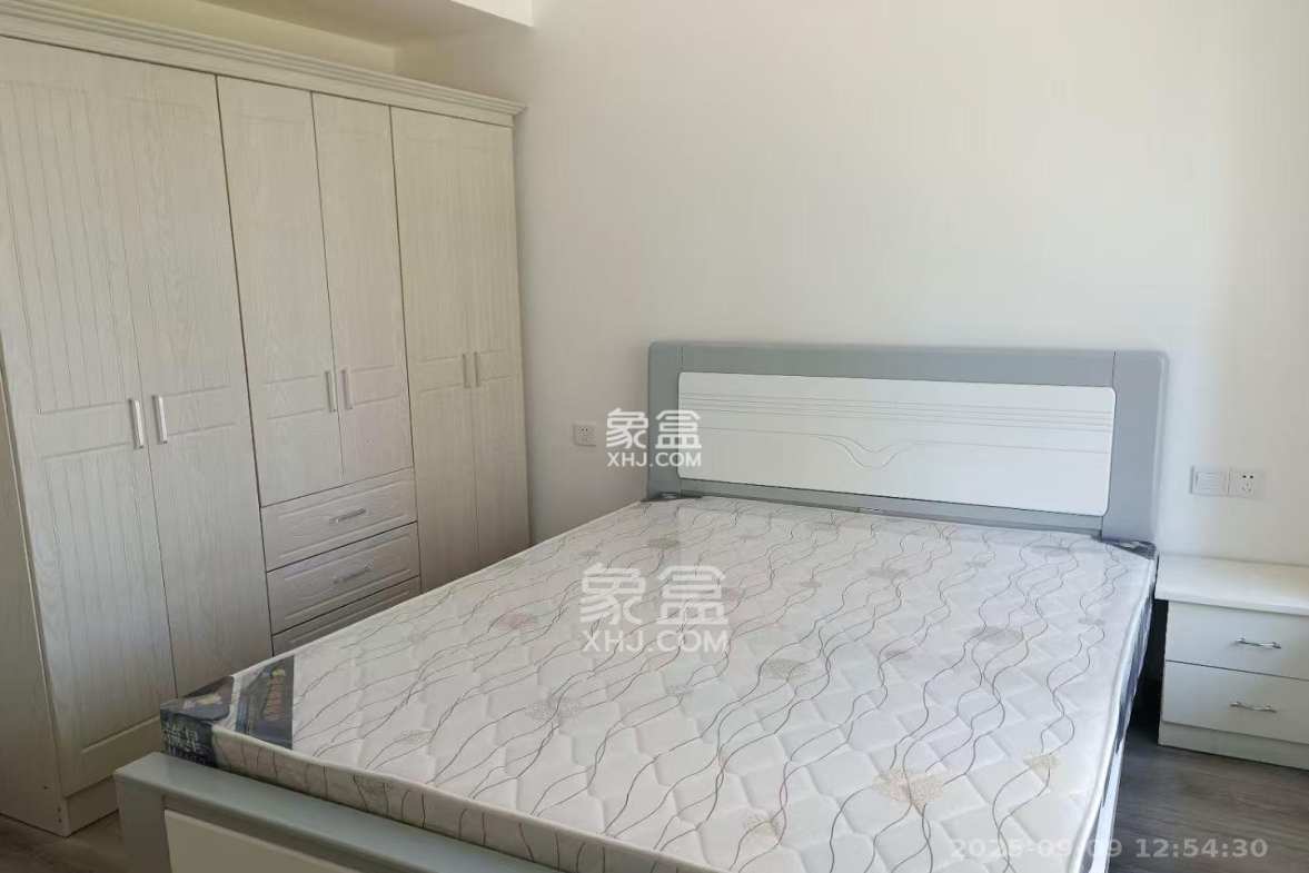 五矿万境蓝山 4室2厅2卫 2500.0元/月 五矿万境蓝山 4室2厅2卫 2500.0元/月室内图