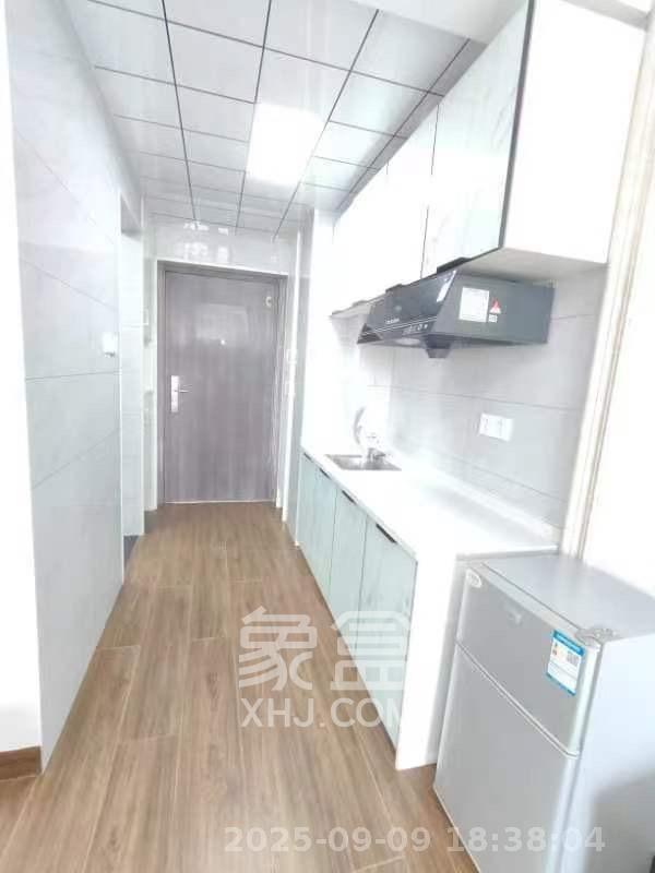 龙湖湘江星座（祺鑫星座公寓）  1室1厅1卫    1500.0元/月室内图