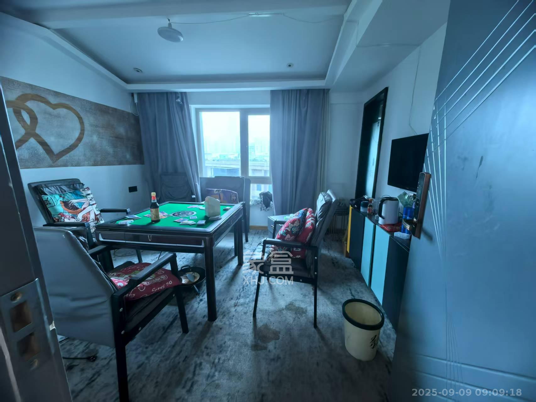 潮宗御苑 5室2厅2卫 7000.0元/月 潮宗御苑 5室2厅2卫 7000.0元/月室内图