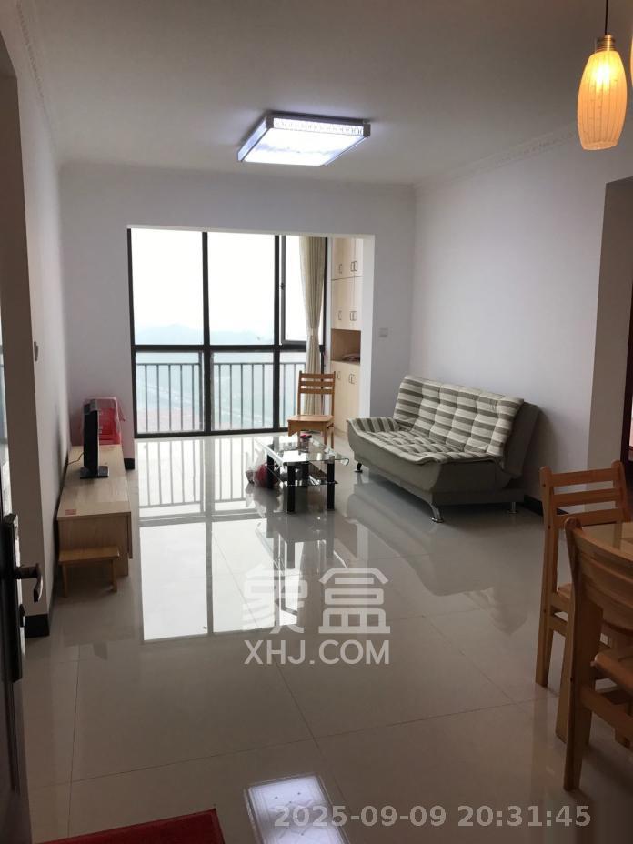 卓越蔚蓝海岸三期  3室2厅1卫    2300.0元/月 卓越蔚蓝海岸三期  3室2厅1卫    2300.0元/月室内图