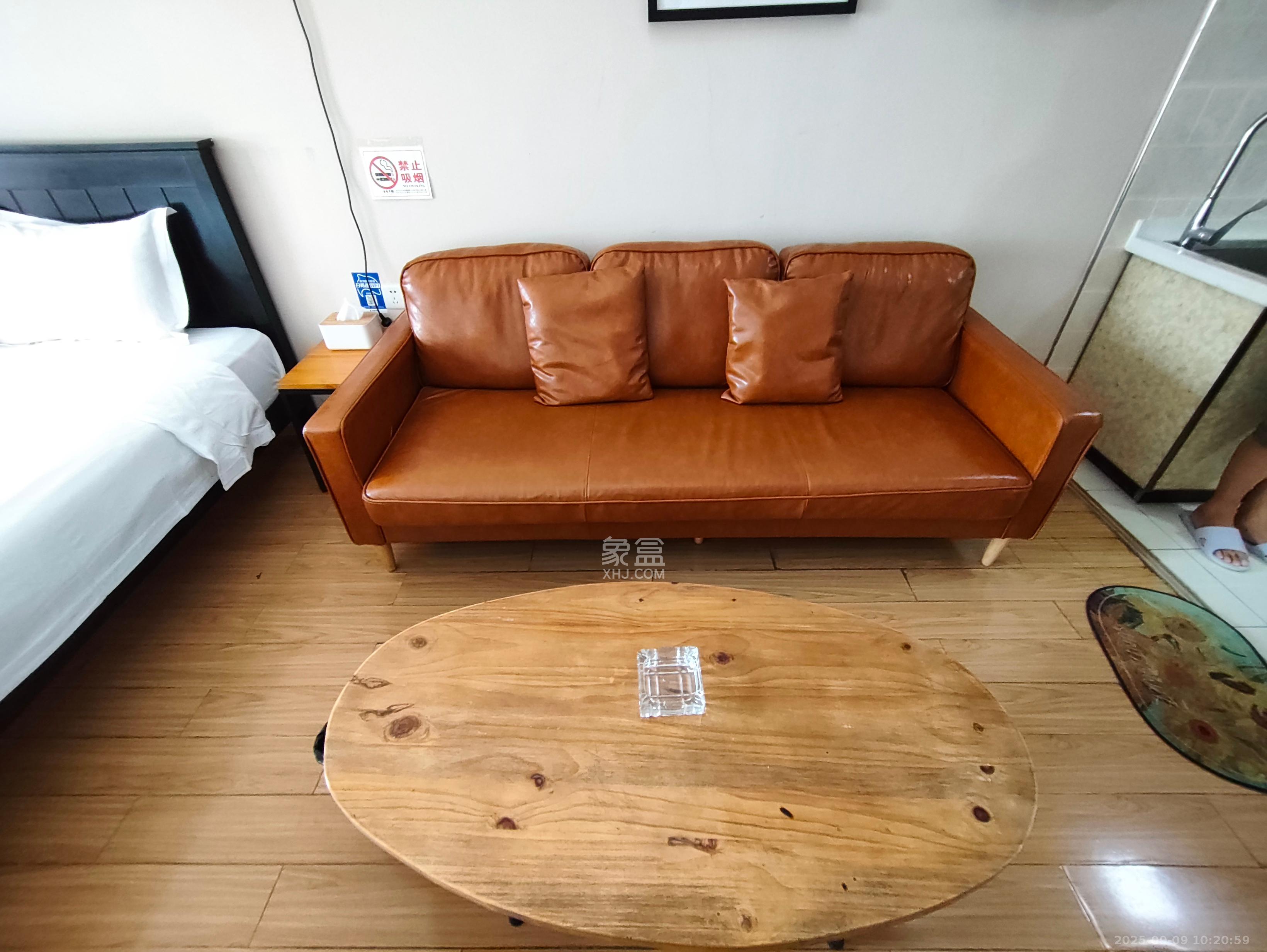 东怡外国(南湖一号) 1室1厅1卫 2200.0元/月 东怡外国(南湖一号) 1室1厅1卫 2200.0元/月室内图