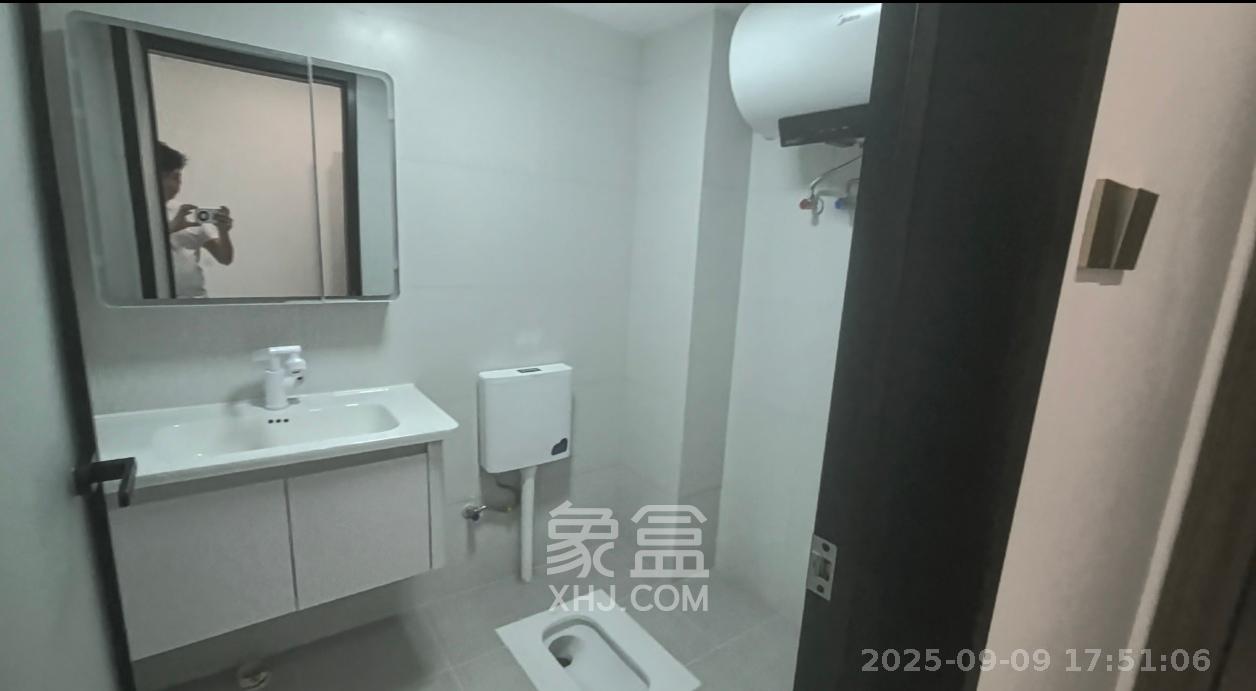 嘉裕大厦 1室1厅1卫 1800.0元/月 嘉裕大厦 1室1厅1卫 1800.0元/月室内图