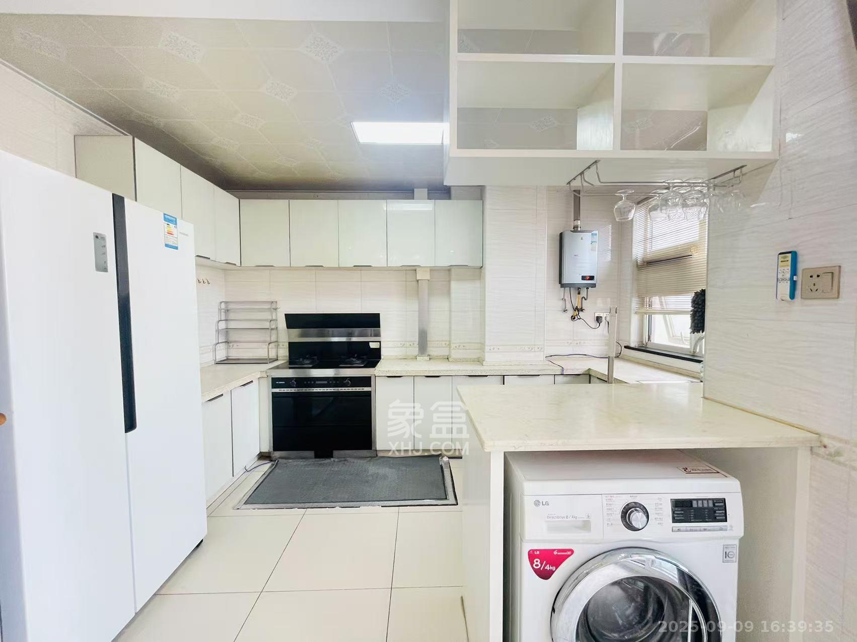 北辰三角洲E5区  3室2厅2卫    4000.0元/月 北辰三角洲E5区  3室2厅2卫    4000.0元/月室内图