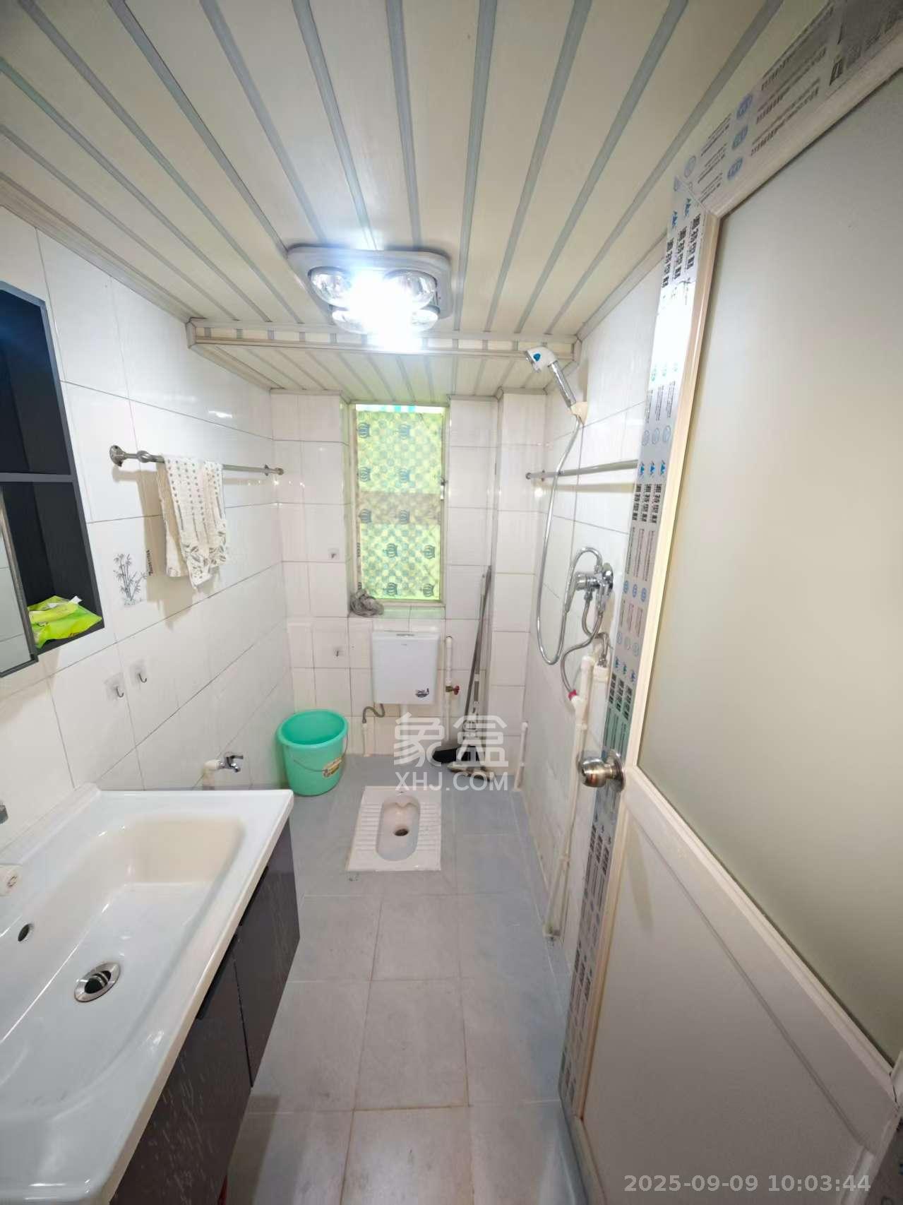 广厦新村 2室2厅1卫 1300.0元/月 广厦新村 2室2厅1卫 1300.0元/月室内图