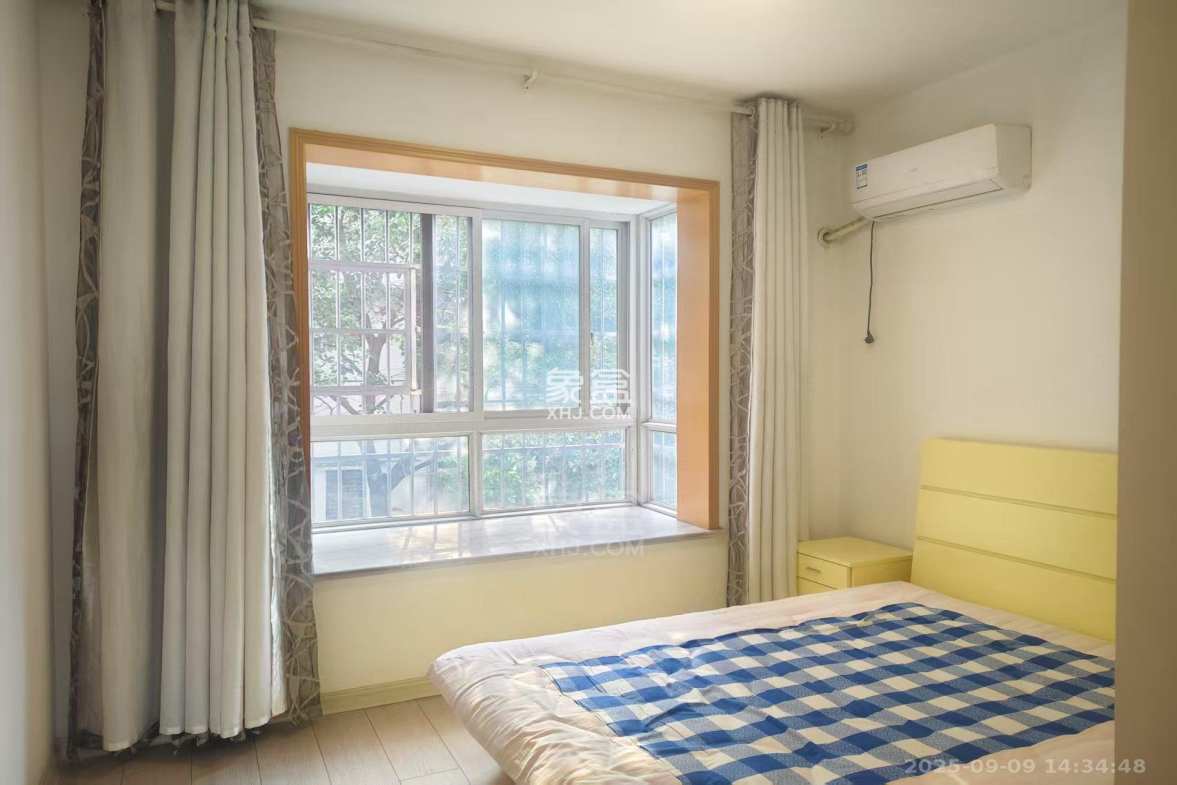 小城故事康逸名城 3室2厅2卫 1500.0元/月 小城故事康逸名城 3室2厅2卫 1500.0元/月室内图