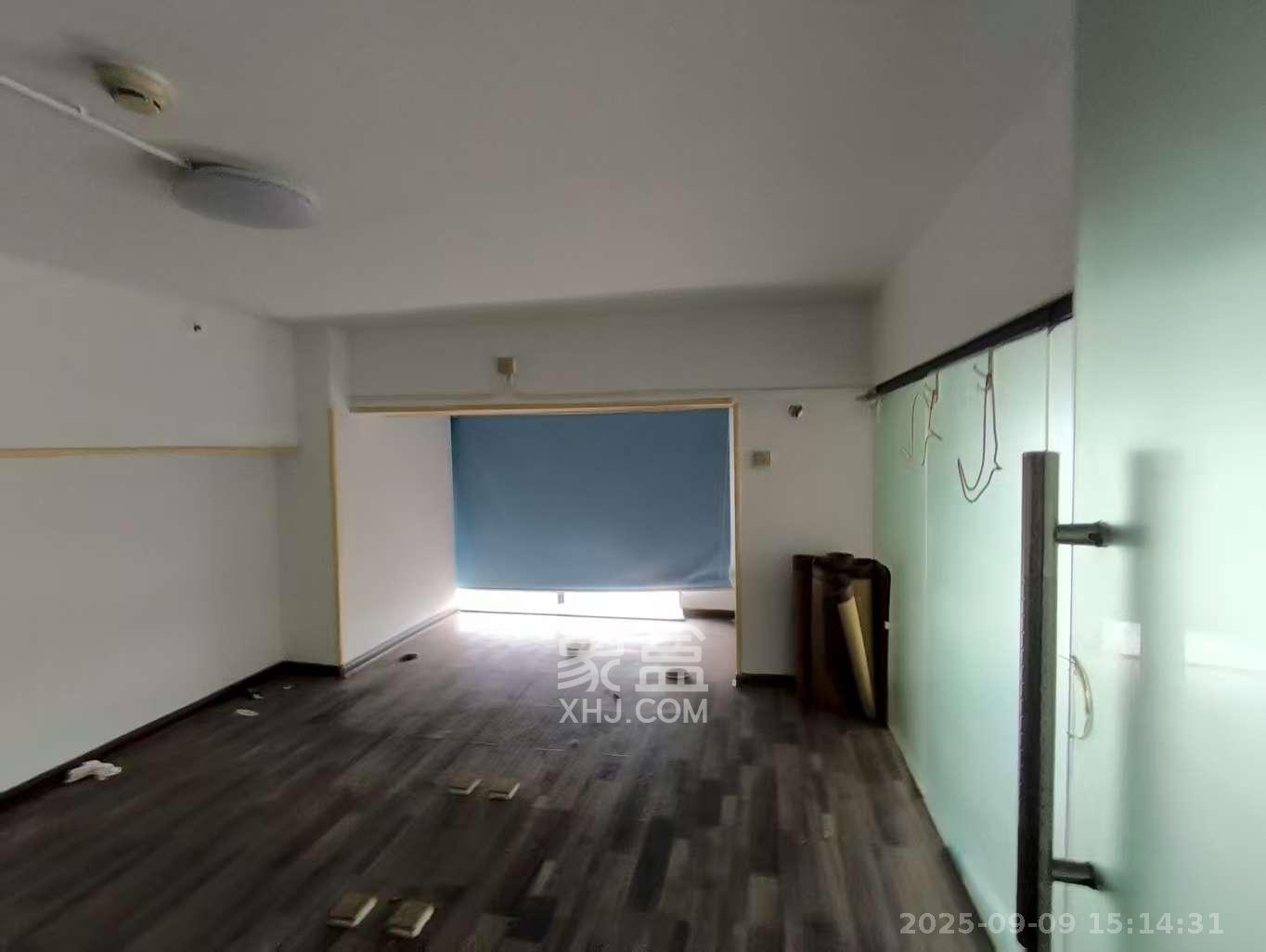 兰亭湾畔 1室1厅1卫 5500.0元/月 兰亭湾畔 1室1厅1卫 5500.0元/月室内图