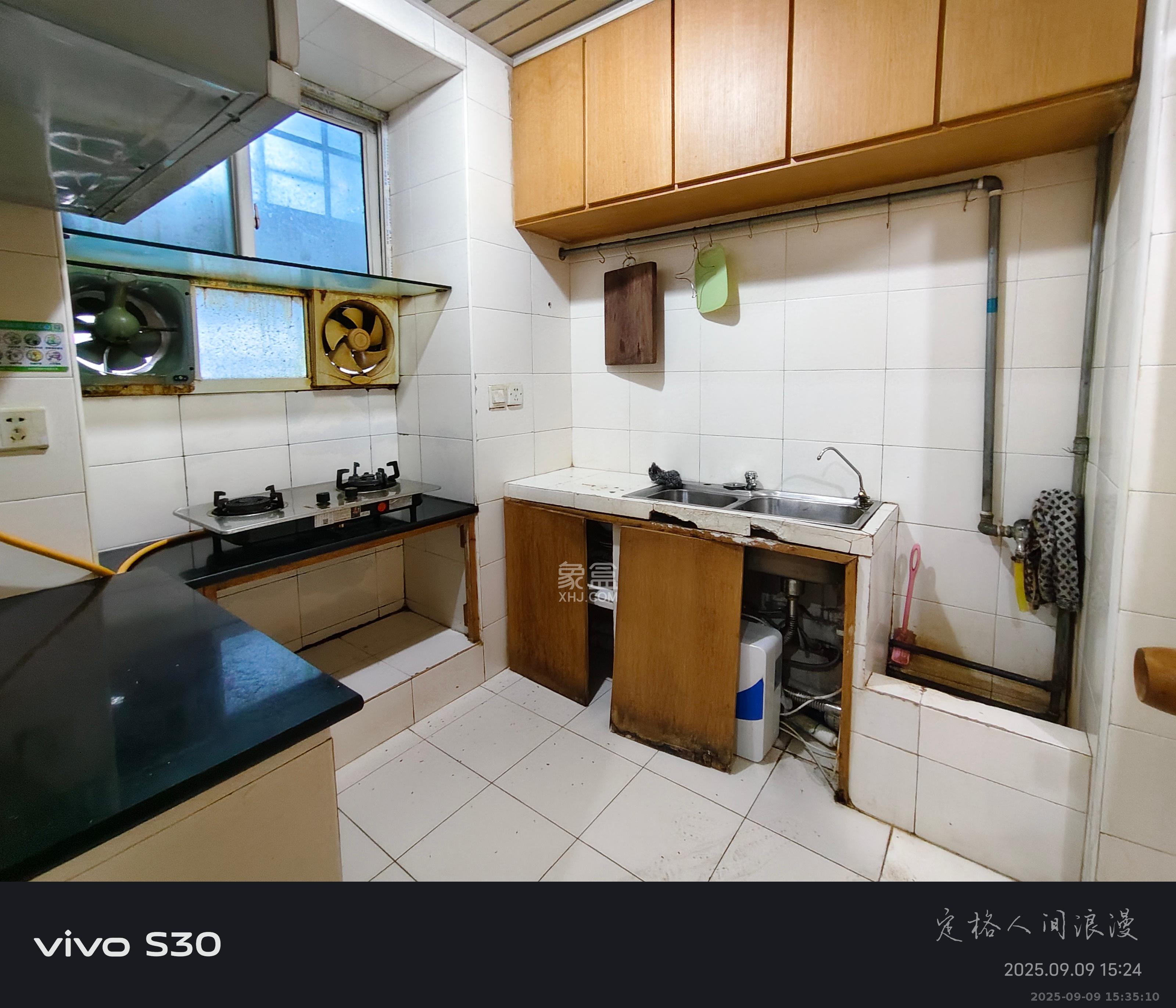 省政府五所 2室1厅1卫 1700.0元/月 省政府五所 2室1厅1卫 1700.0元/月室内图