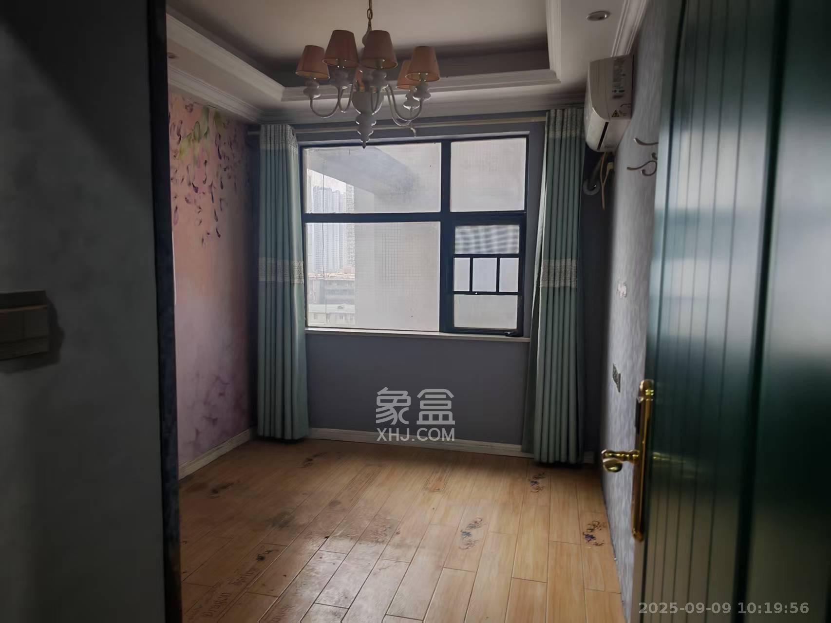 五一大道202(中环壹世界) 1室2厅2卫 8000.0元/月 五一大道202(中环壹世界) 1室2厅2卫 8000.0元/月室内图