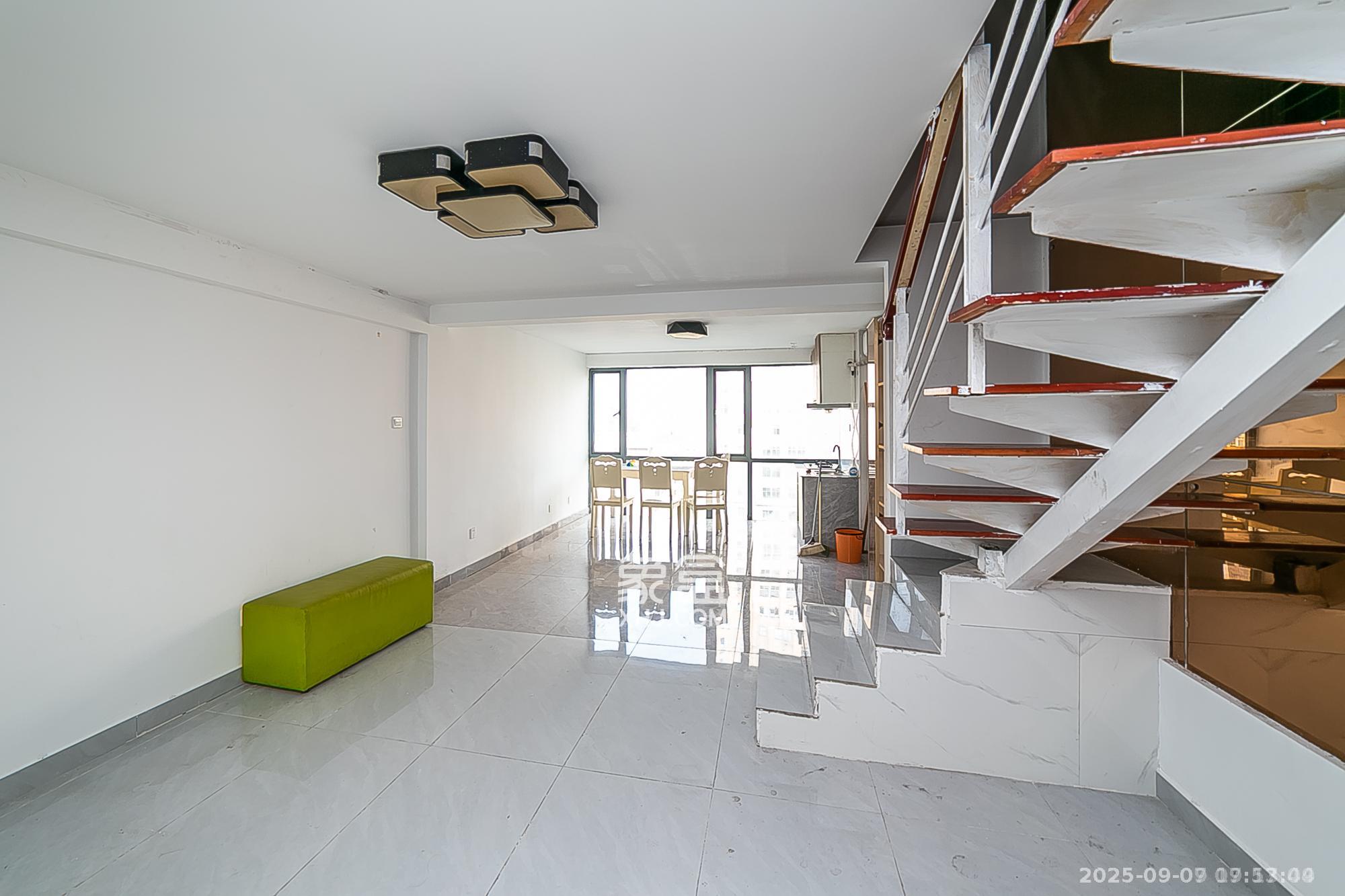 华菱蓝调国际（华菱.香墅美地）  1室1厅1卫    1700.0元/月室内图