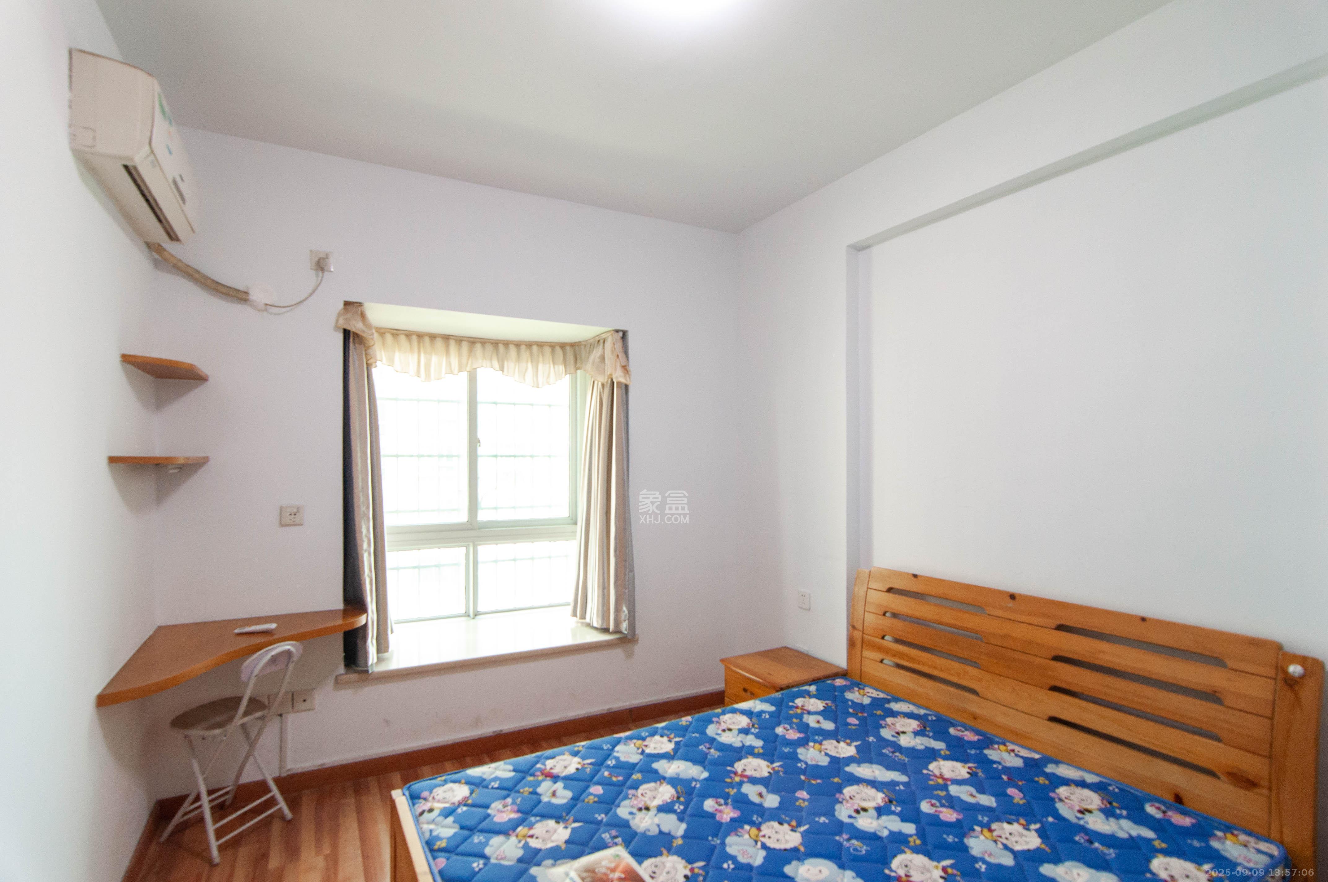 格林星城  3室2厅1卫    105.0万其他