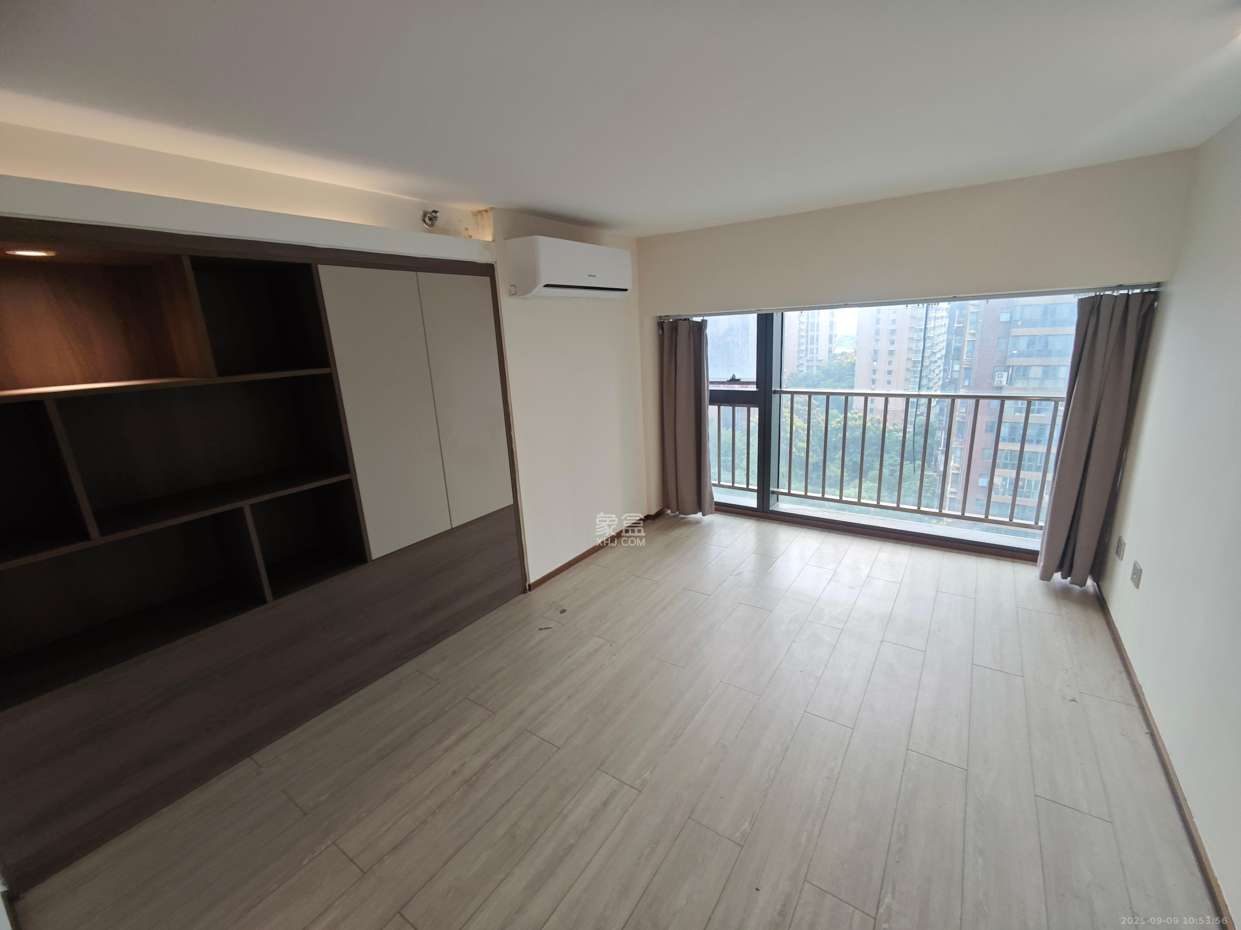 华远华时代 4室1厅2卫 4600.0元/月 华远华时代 4室1厅2卫 4600.0元/月室内图