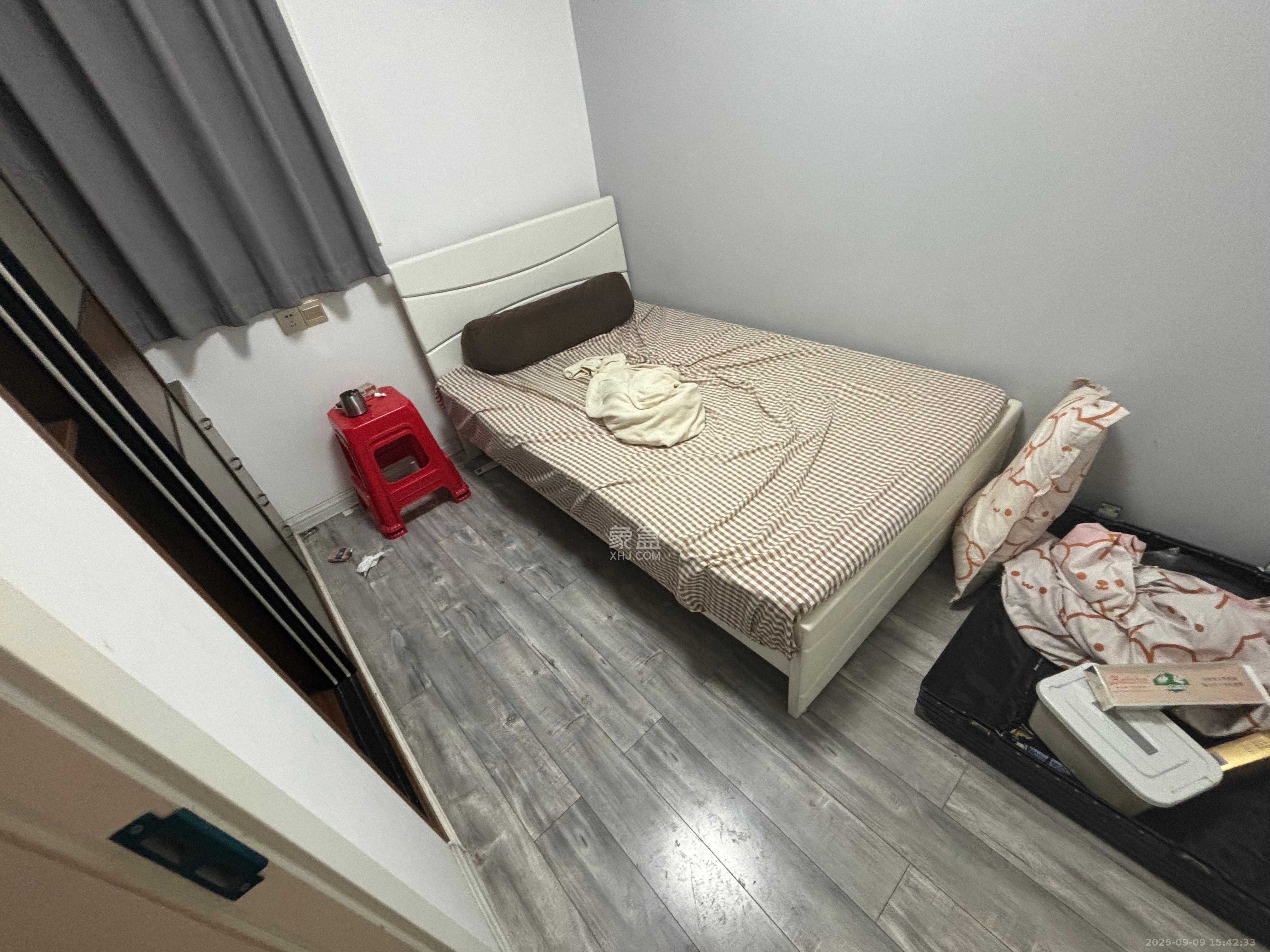 北辰三角洲E4区  3室1厅1卫   2800.00元/月室内图