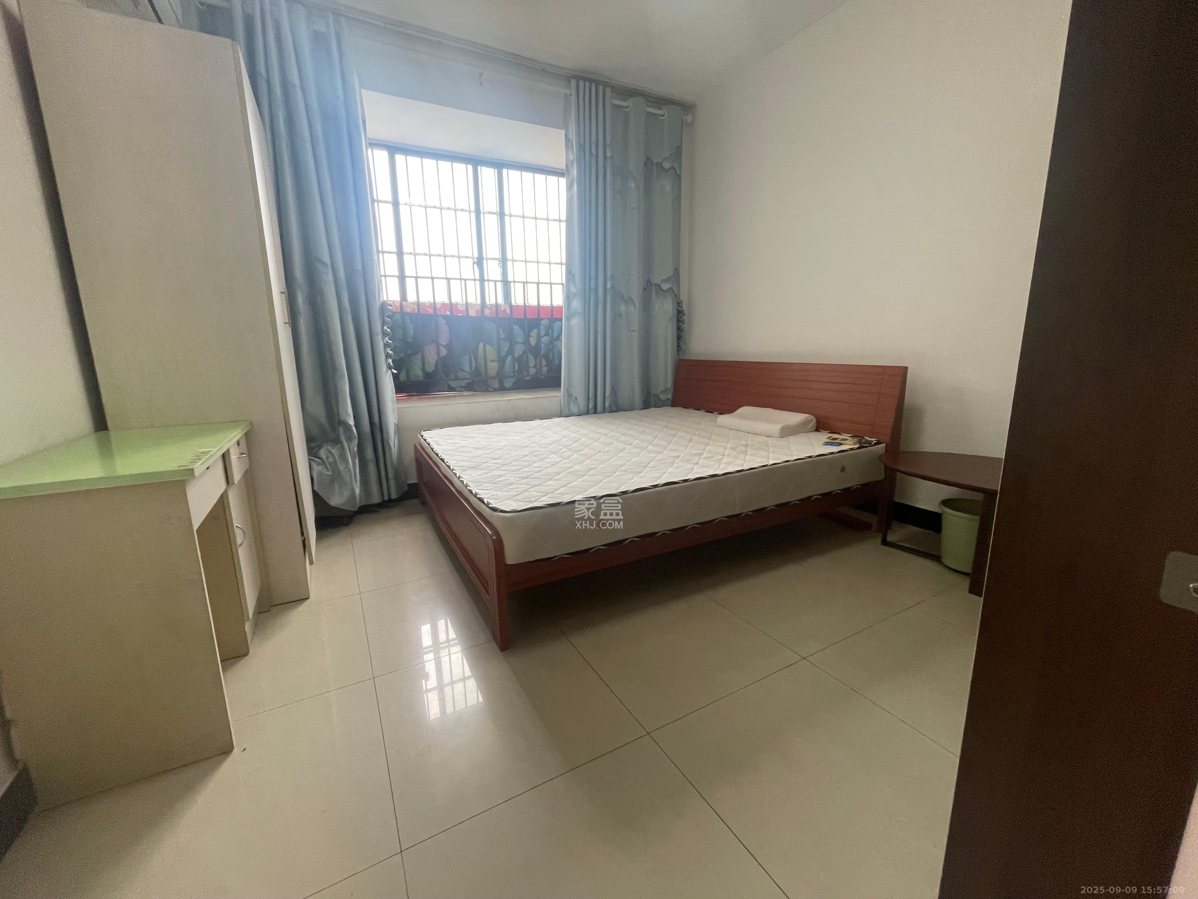 华润凤凰城一期 3室2厅1卫 1600.0元/月 华润凤凰城一期 3室2厅1卫 1600.0元/月室内图