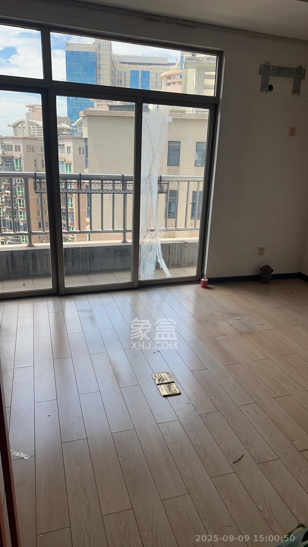 维一星城国际(写字楼)  2室1厅1卫    7500.0元/月 维一星城国际(写字楼)  2室1厅1卫    7500.0元/月室内图