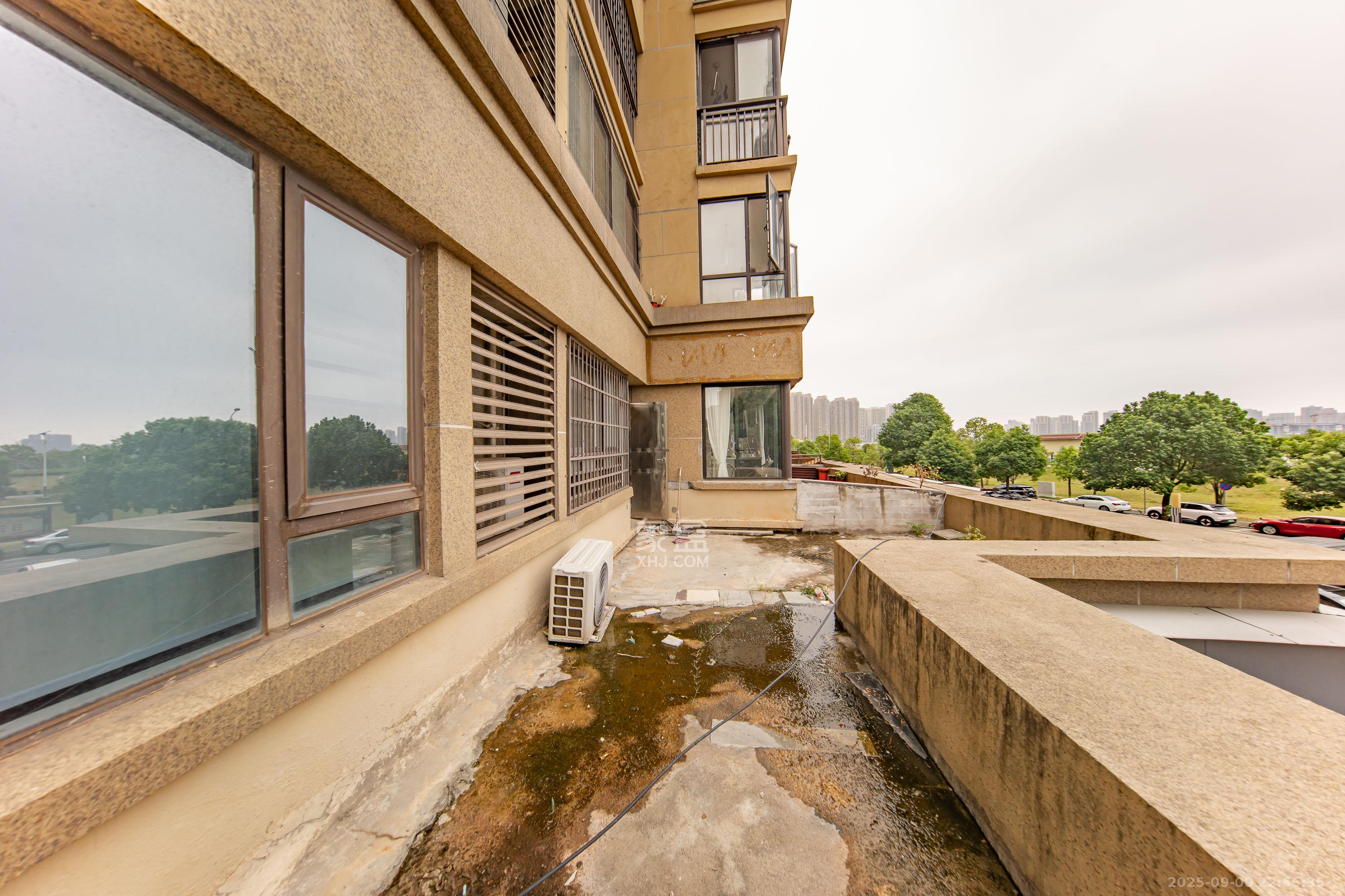 华润橡树湾 4室2厅2卫 90.0万 华润橡树湾 4室2厅2卫 90.0万其他