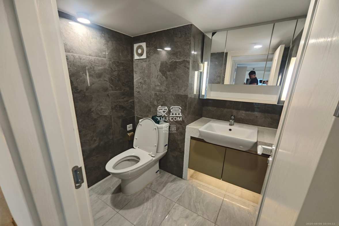 华远华时代 4室1厅2卫 4600.0元/月 华远华时代 4室1厅2卫 4600.0元/月室内图