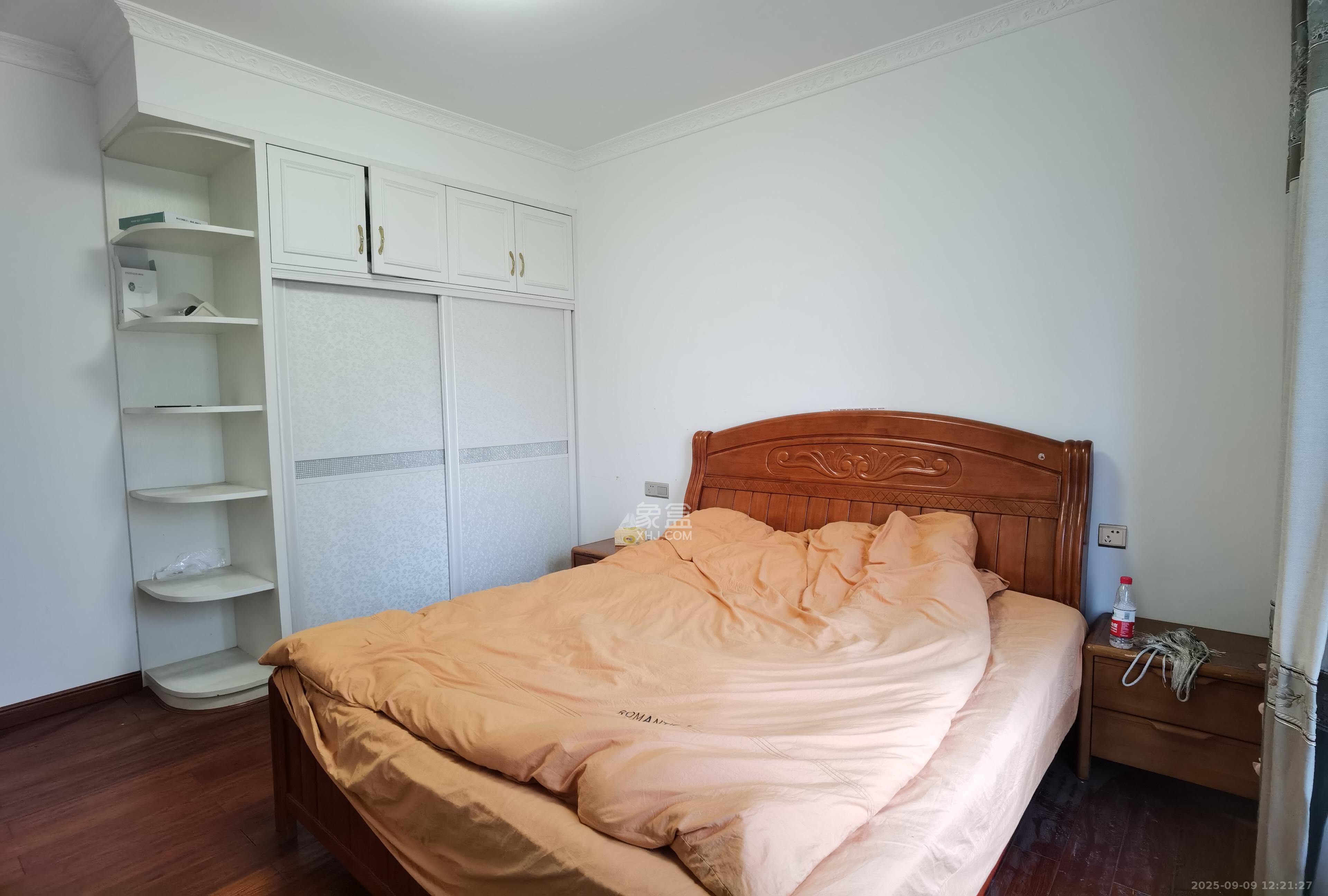 紫鑫御湖湾  4室2厅2卫    3000.0元/月 紫鑫御湖湾  4室2厅2卫    3000.0元/月室内图