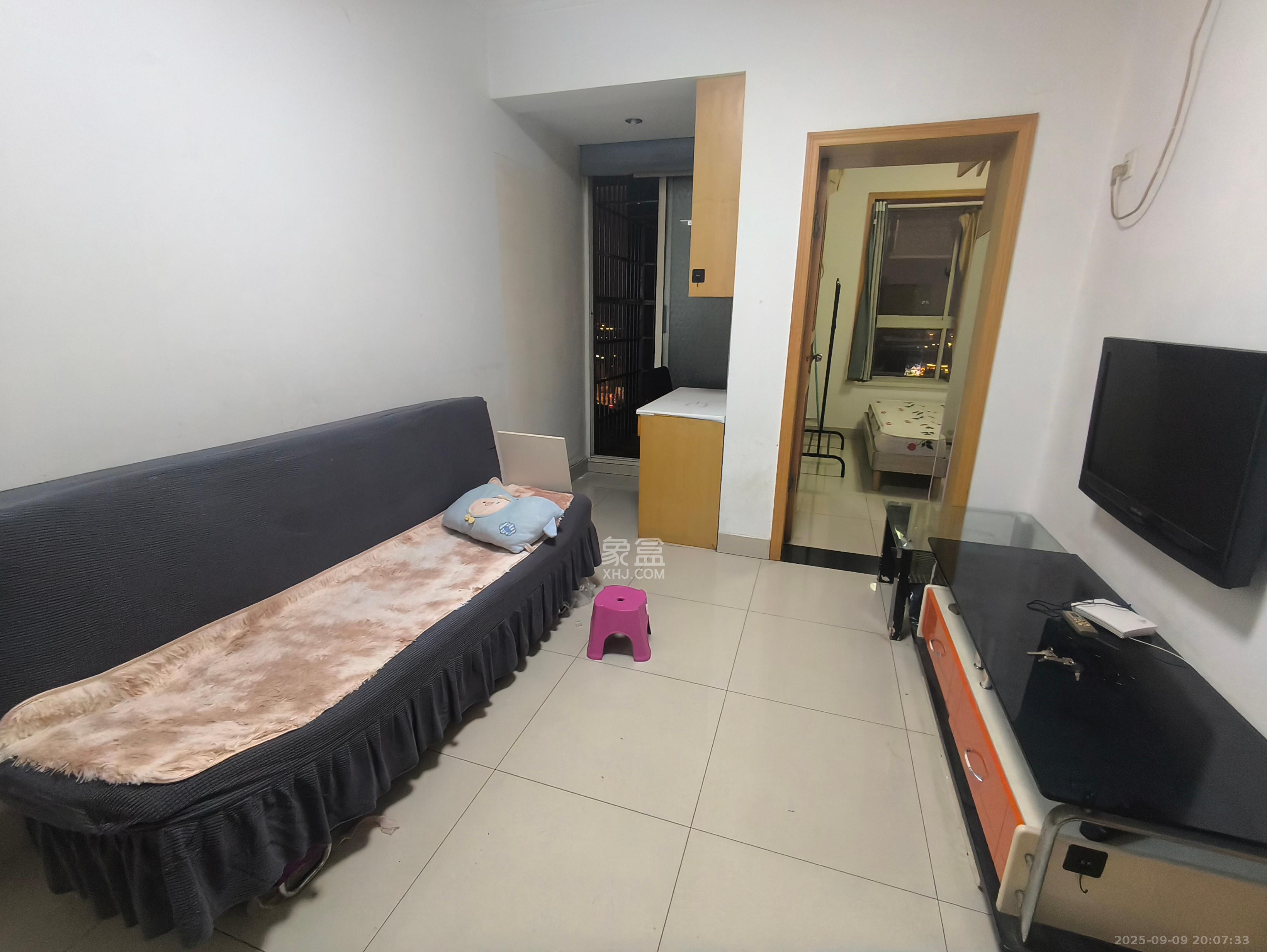 白沙晶城 1室1厅1卫 2000.0元/月 白沙晶城 1室1厅1卫 2000.0元/月室内图