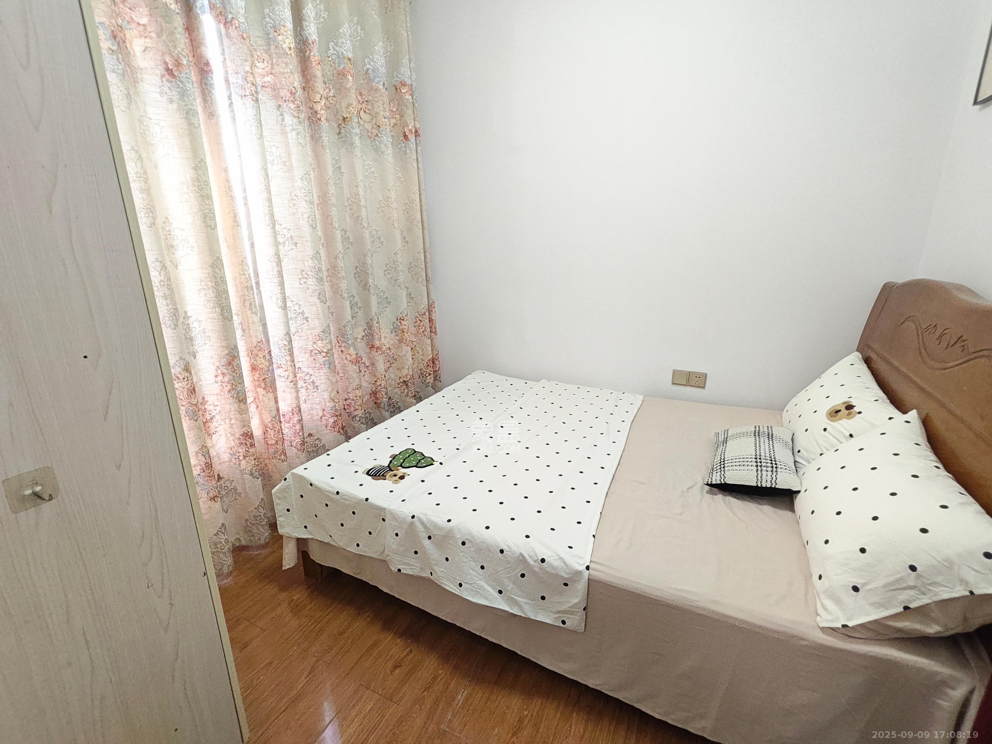 旭辉御府  3室2厅1卫   2500.00元/月室内图
