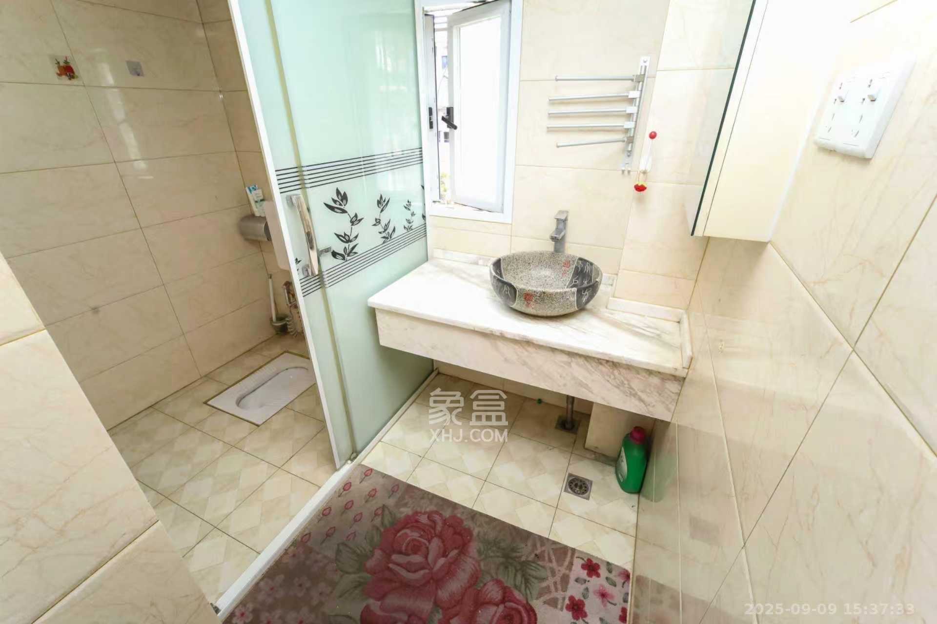 马王堆社区七片  3室2厅1卫    2200.0元/月 马王堆社区七片  3室2厅1卫    2200.0元/月室内图