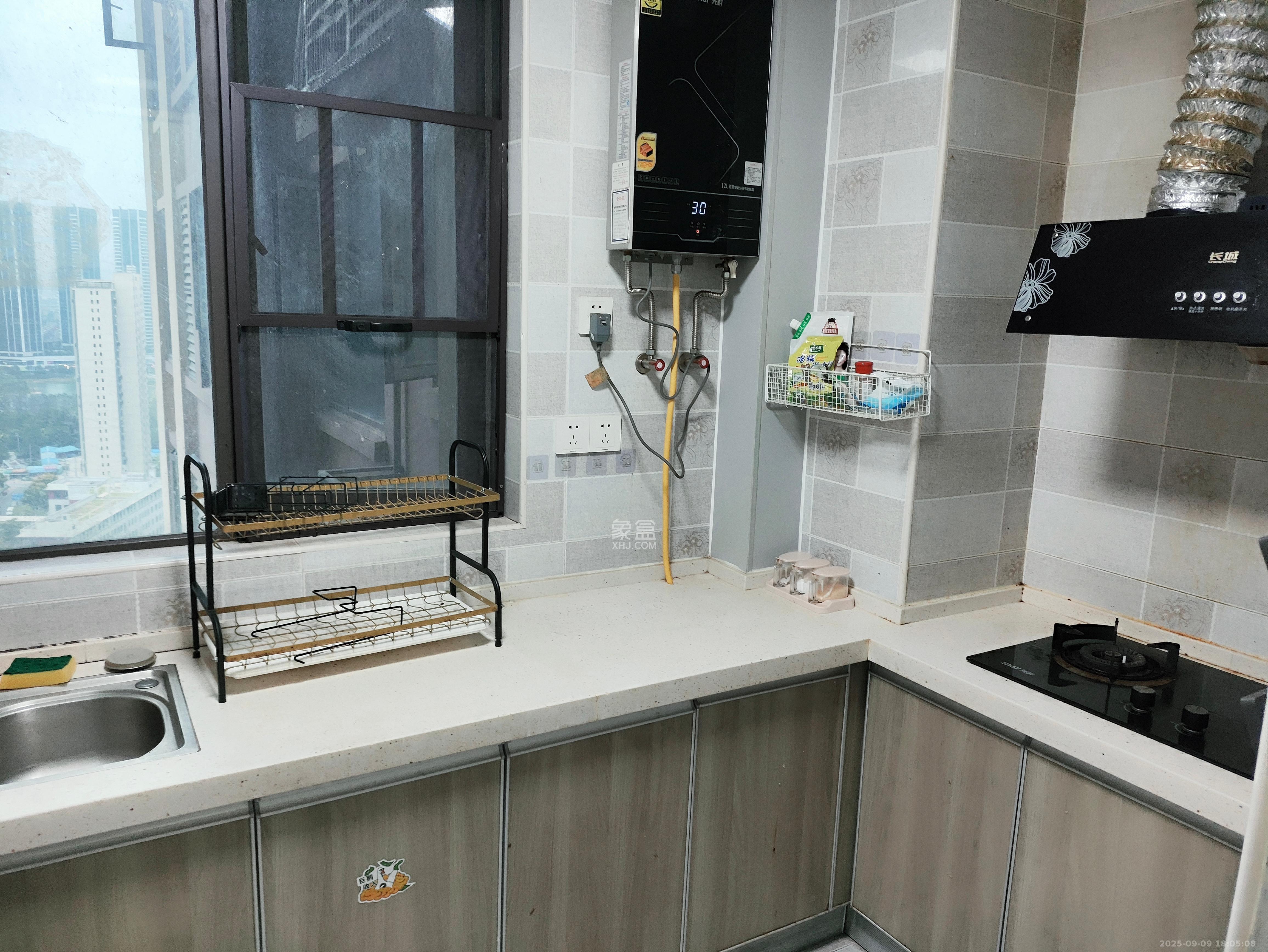 阳光城尚东湾青云苑 1室0厅0卫 2400.0元/月 阳光城尚东湾青云苑 1室0厅0卫 2400.0元/月室内图