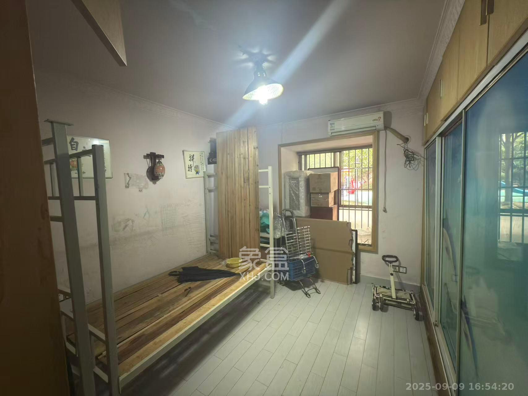 锦湘国际星城二期(锦雅苑) 3室2厅2卫 4000.0元/月 锦湘国际星城二期(锦雅苑) 3室2厅2卫 4000.0元/月室内图