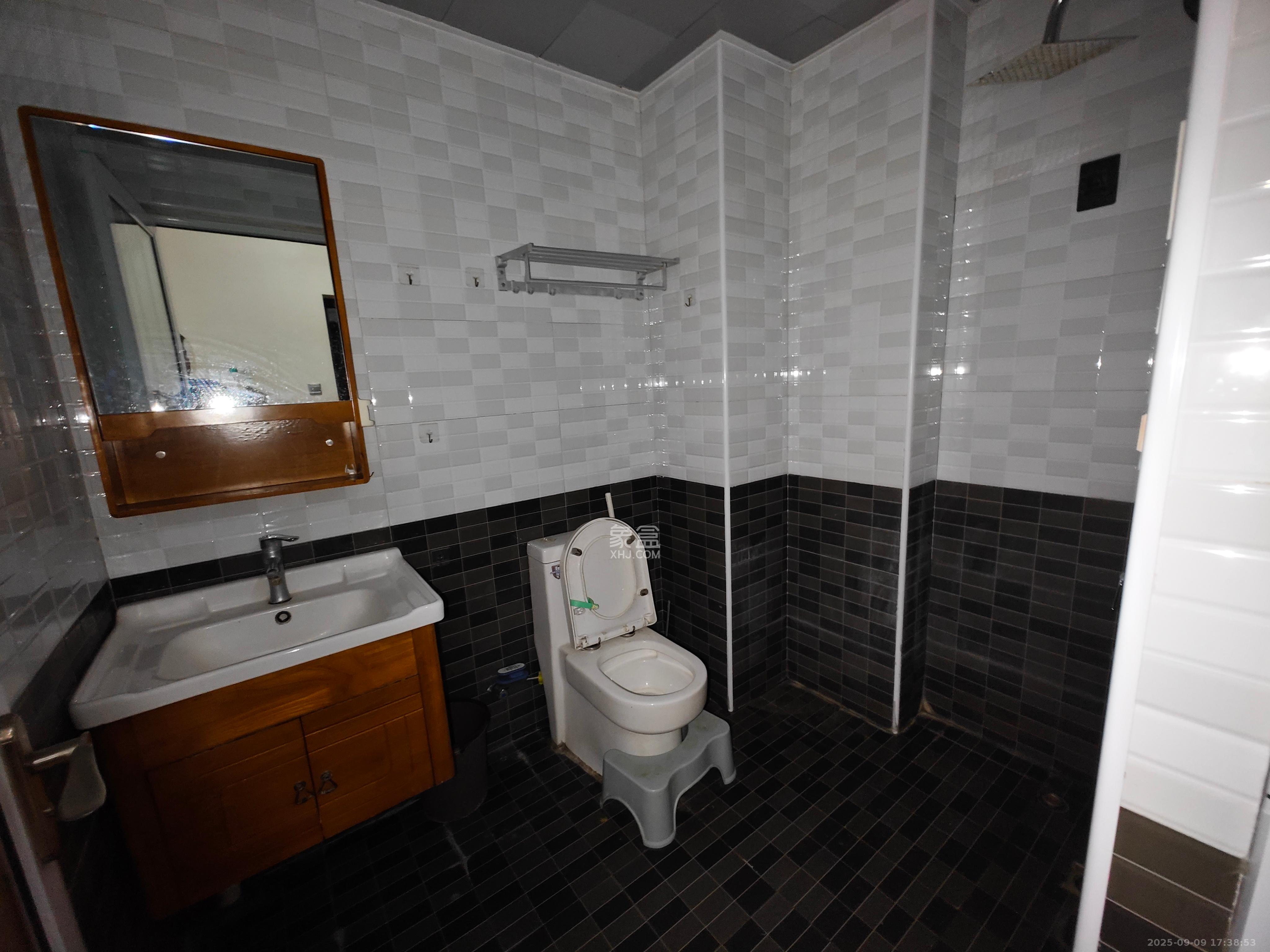 和隆花半里 1室1厅1卫 1700.0元/月 和隆花半里 1室1厅1卫 1700.0元/月室内图