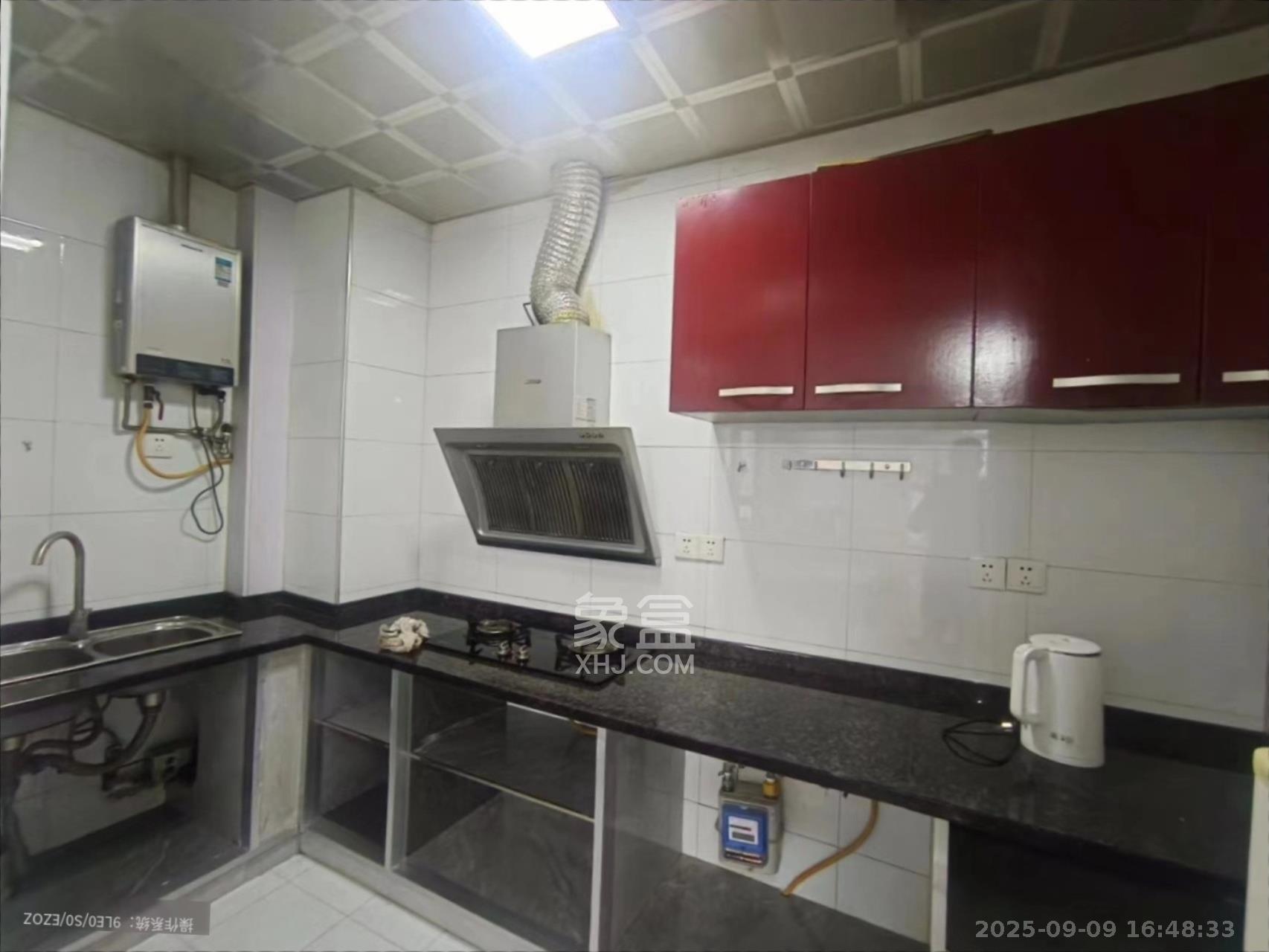 嘉宇盛世华章  2室2厅1卫    2400.0元/月室内图