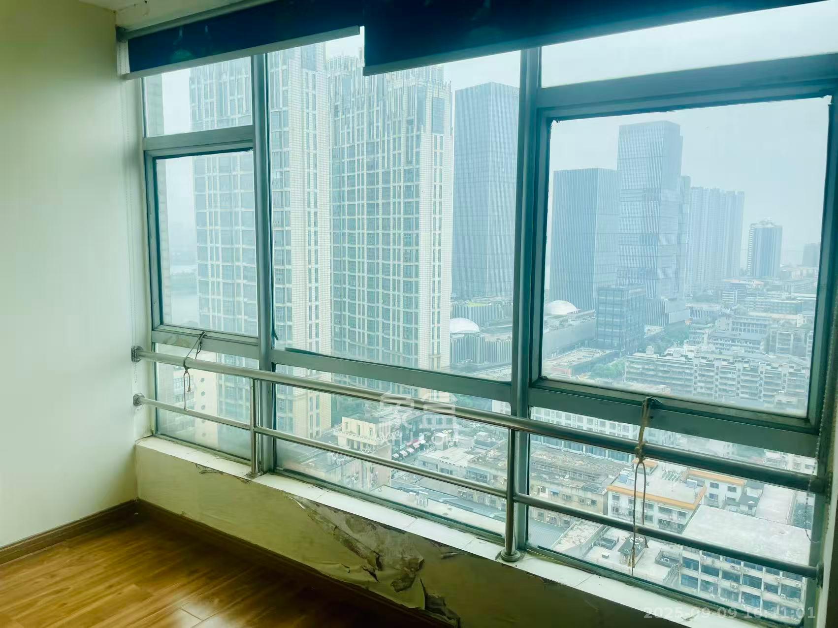 五一新干线 2室1厅1卫 6000.0元/月 五一新干线 2室1厅1卫 6000.0元/月室内图