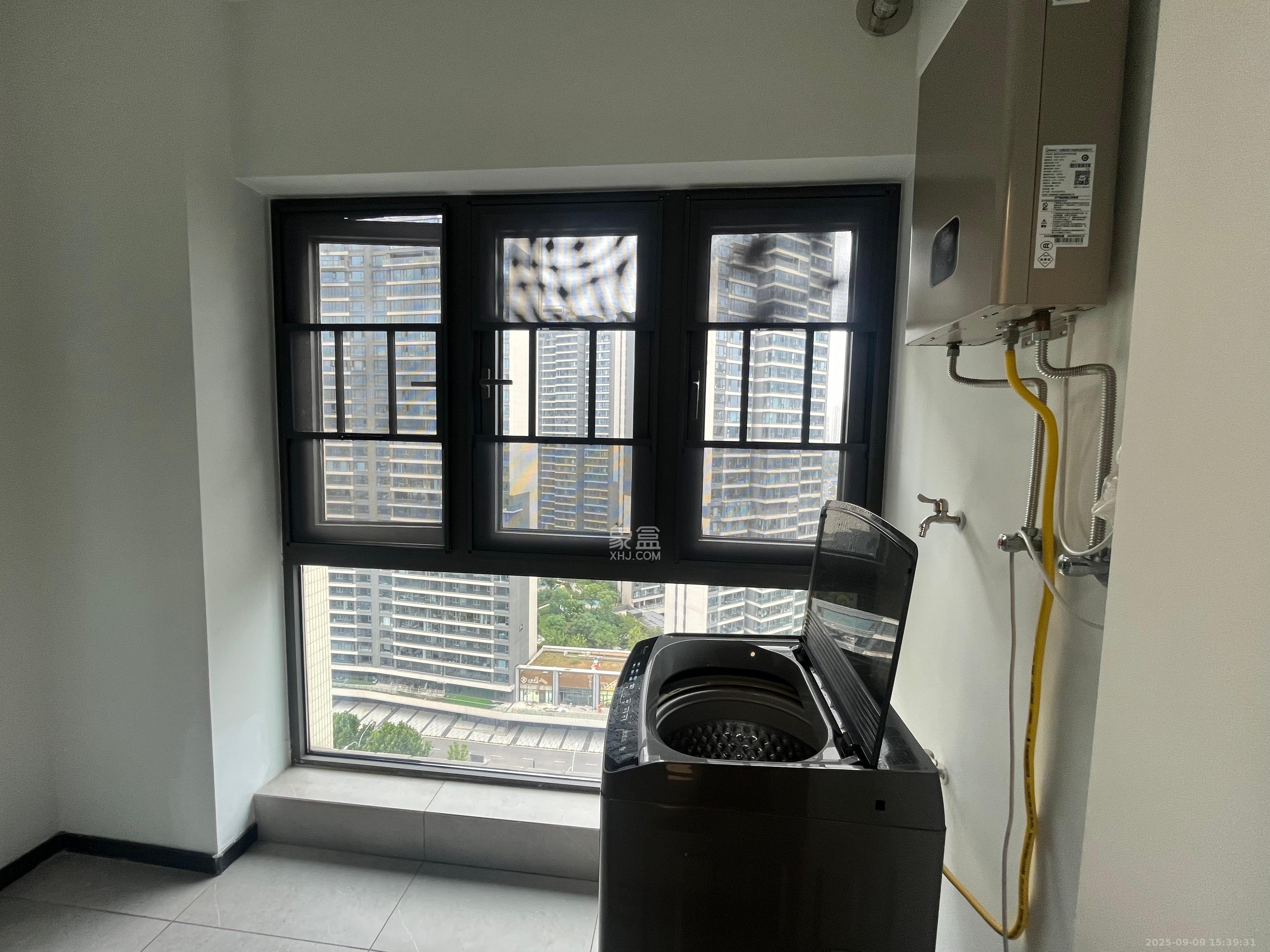 时代梅溪领峰 4室2厅2卫 3400.00元/月 时代梅溪领峰 4室2厅2卫 3400.00元/月室内图